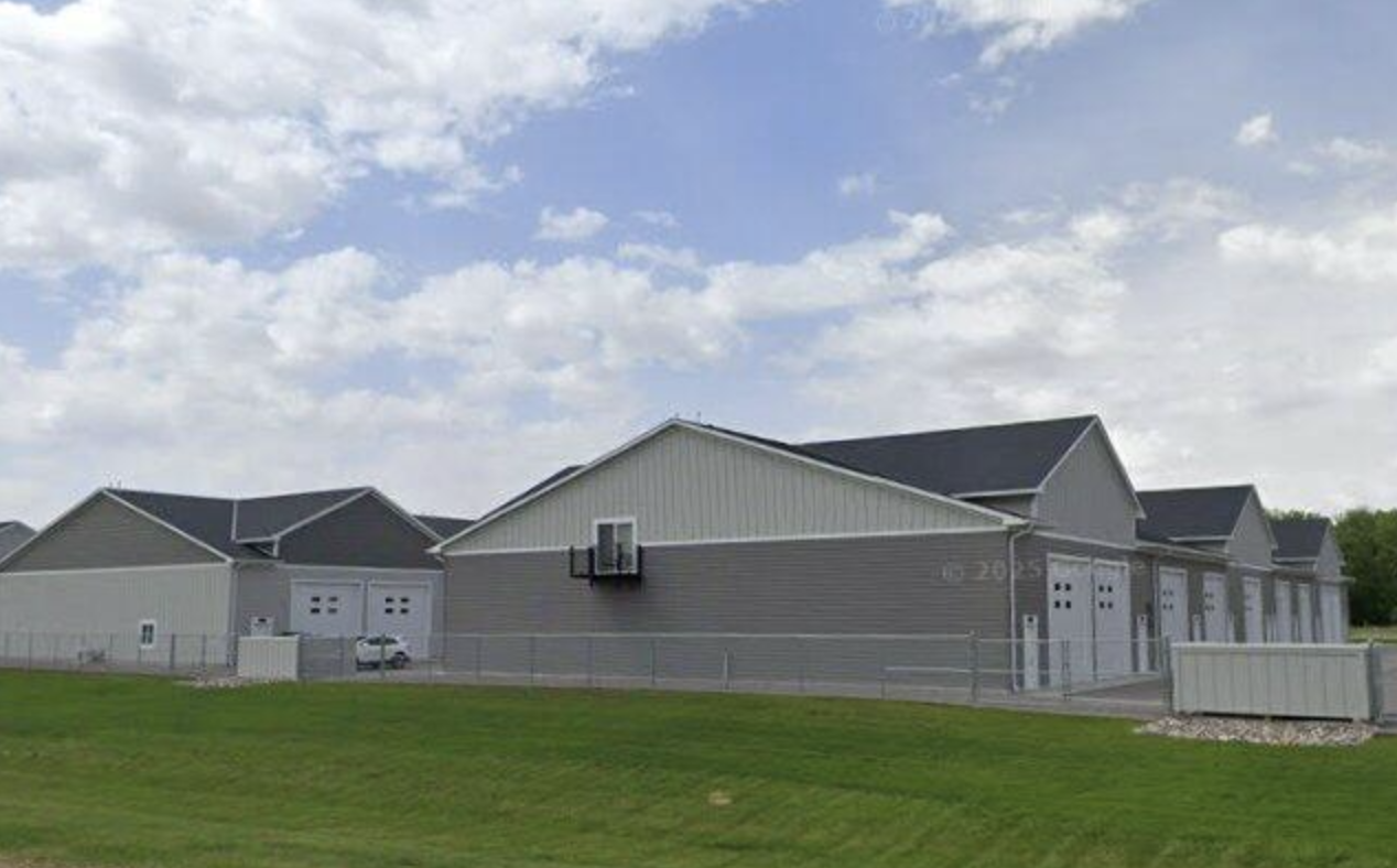 View of Commercial Sale at 721 Industrial Boulevard #B4, Watertown MN 55388, Watertown (3 of 12) - Mike Wilen | Minnesota Team Real Estate