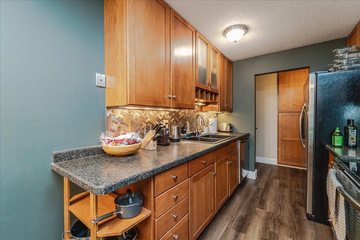 View of Residential at 4524 Cedar Lake Road #3, Saint Louis Park MN 55416, Saint Louis Park (3 of 25) - Mike Wilen | Minnesota Team Real Estate