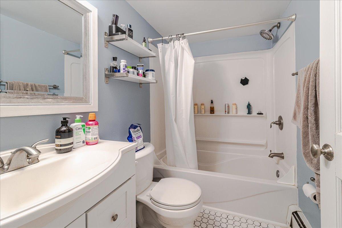 View of Residential at 4524 Cedar Lake Road #3, Saint Louis Park MN 55416, Saint Louis Park (11 of 25) - Mike Wilen | Minnesota Team Real Estate