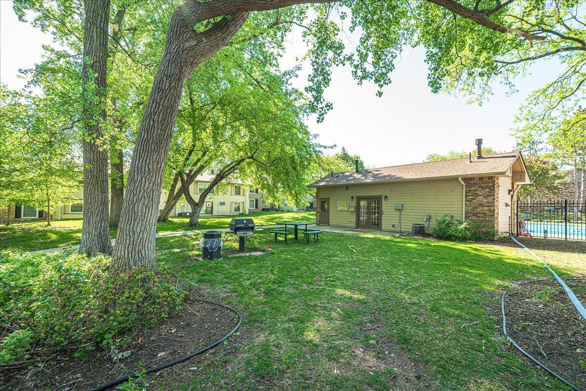 View of Residential at 4524 Cedar Lake Road #3, Saint Louis Park MN 55416, Saint Louis Park (16 of 25) - Mike Wilen | Minnesota Team Real Estate