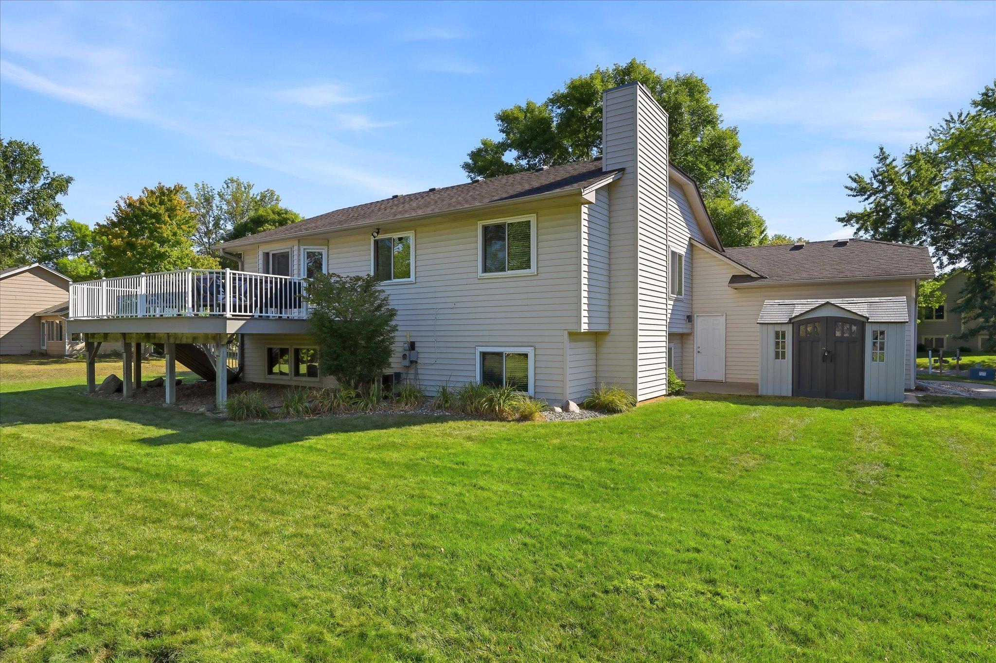 View of Residential at 6747 Quantico Lane, Maple Grove MN 55311, Maple Grove (33 of 38) - Mike Wilen | Minnesota Team Real Estate