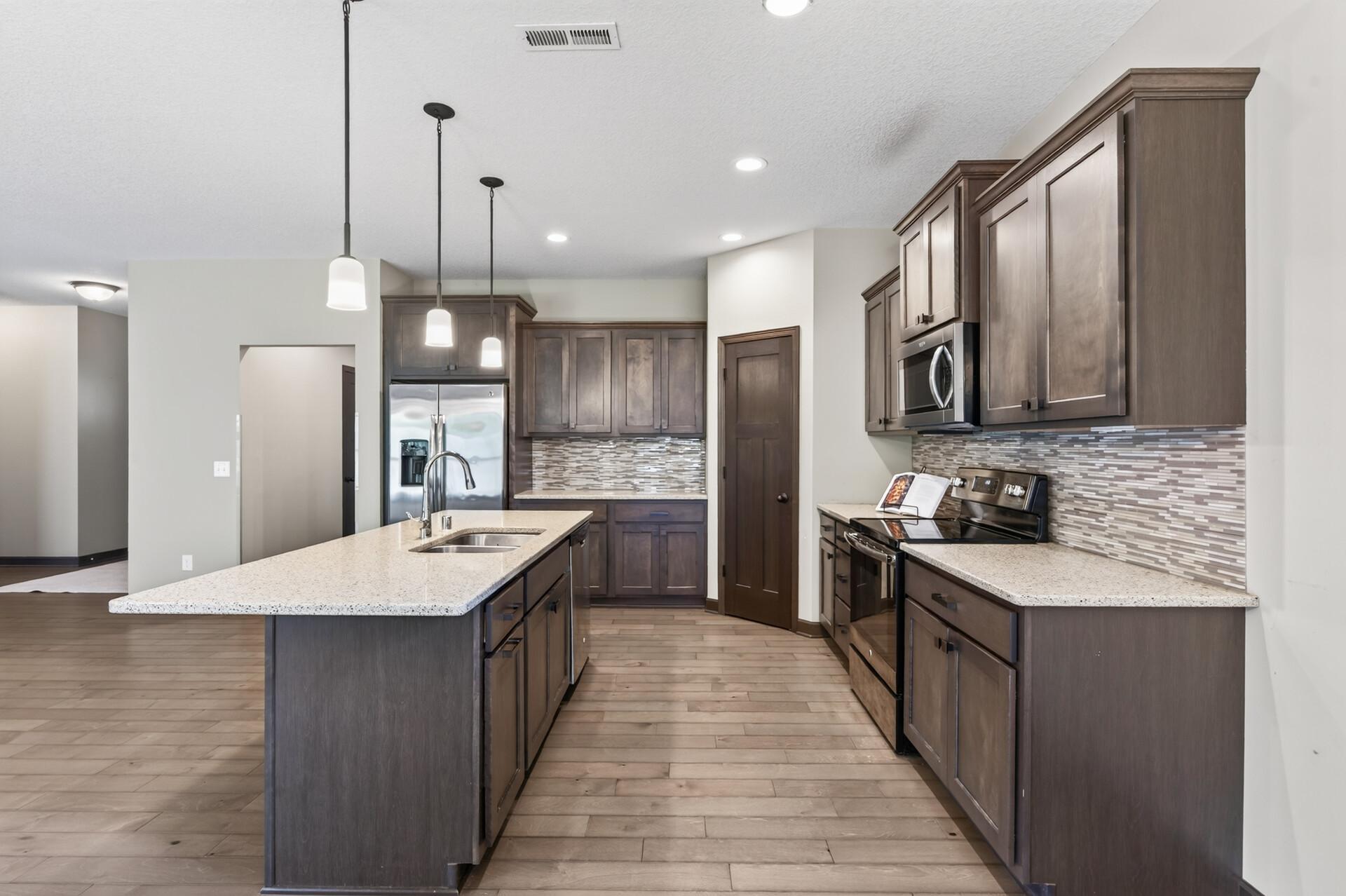 View of Residential at 20582 Kaiser Way, Lakeville MN 55044, Lakeville (22 of 47) - Mike Wilen | Minnesota Team Real Estate