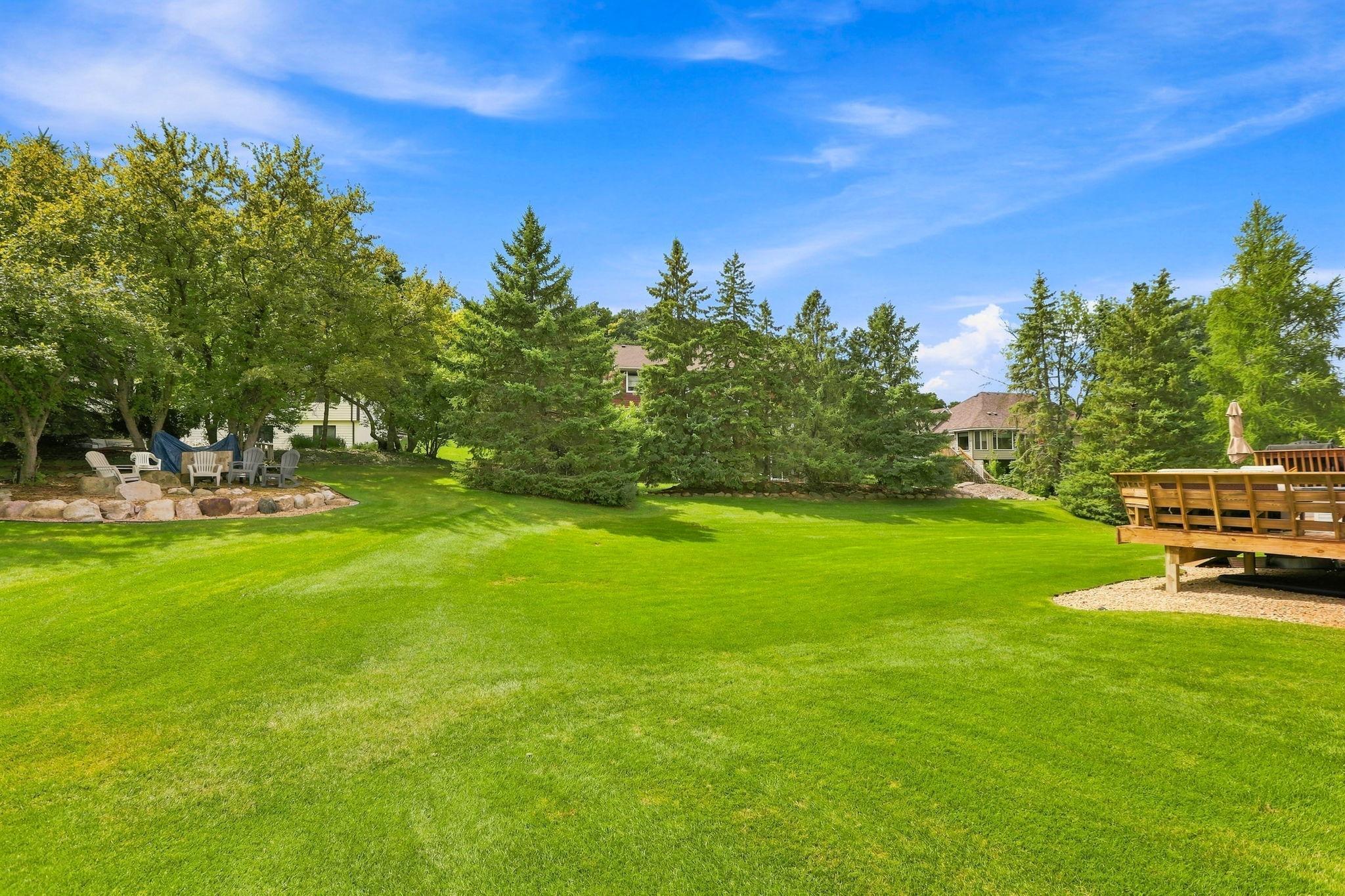 View of Residential at 14335 48th Avenue, Plymouth MN 55446, Plymouth (33 of 37) - Mike Wilen | Minnesota Team Real Estate