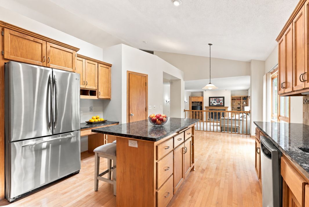 View of Residential at 14335 48th Avenue, Plymouth MN 55446, Plymouth (9 of 37) - Mike Wilen | Minnesota Team Real Estate