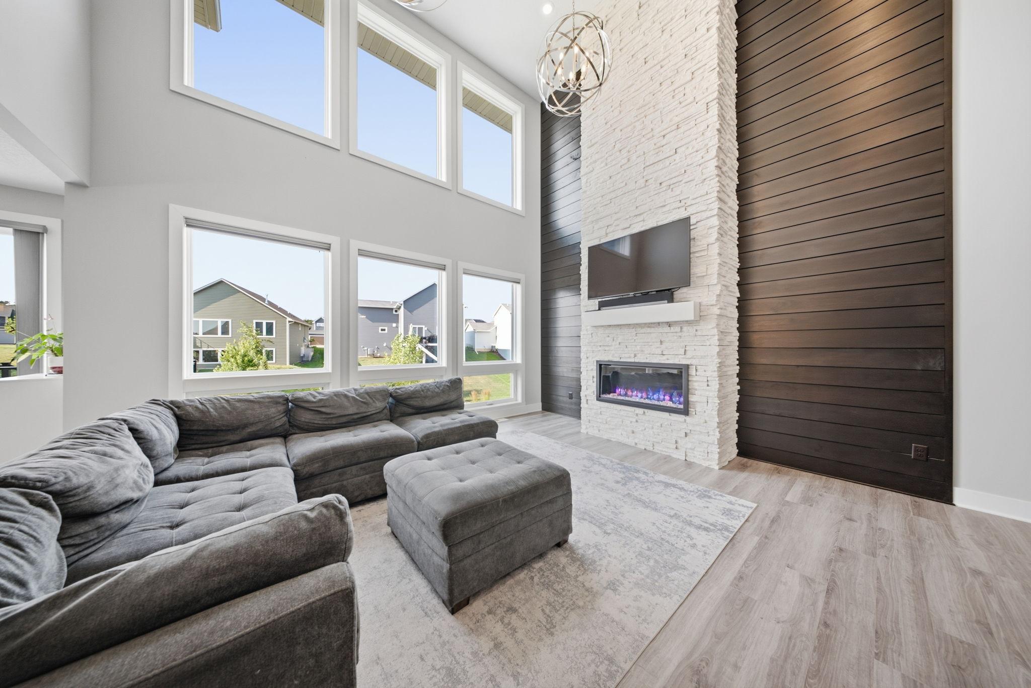 View of Residential at 10668 39th Street, Lake Elmo MN 55042, Lake Elmo (8 of 23) - Mike Wilen | Minnesota Team Real Estate