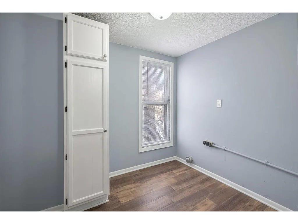 View of Residential Income at 2723 Dupont Avenue, Minneapolis MN 55411, Minneapolis (7 of 27) - Mike Wilen | Minnesota Team Real Estate