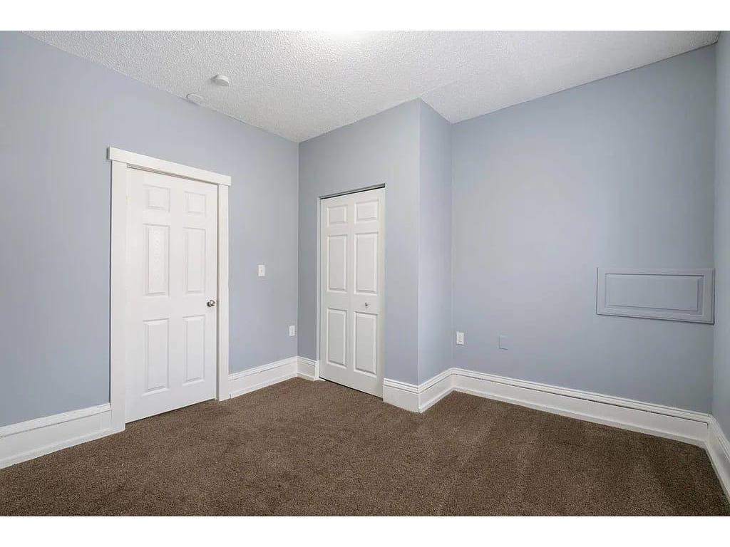 View of Residential Income at 2723 Dupont Avenue, Minneapolis MN 55411, Minneapolis (13 of 27) - Mike Wilen | Minnesota Team Real Estate