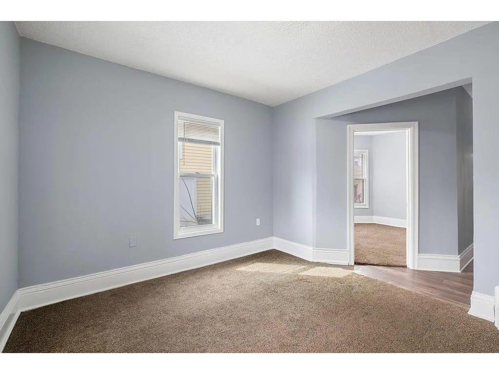 View of Residential Income at 2723 Dupont Avenue, Minneapolis MN 55411, Minneapolis (20 of 27) - Mike Wilen | Minnesota Team Real Estate