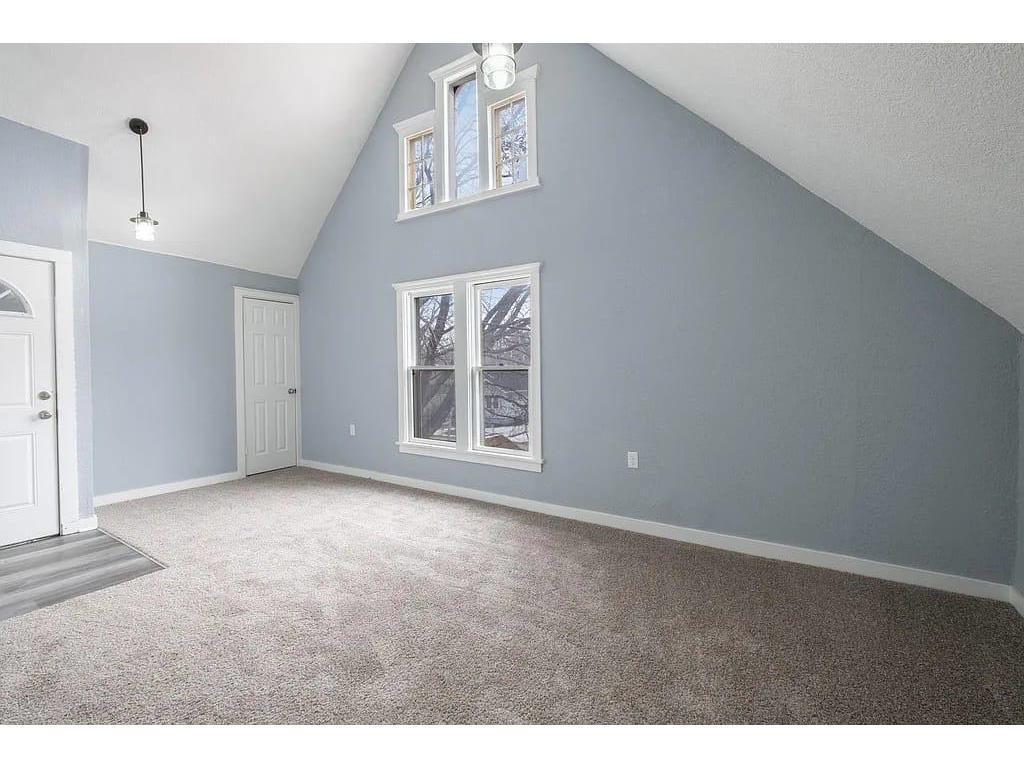 View of Residential Income at 2723 Dupont Avenue, Minneapolis MN 55411, Minneapolis (22 of 27) - Mike Wilen | Minnesota Team Real Estate