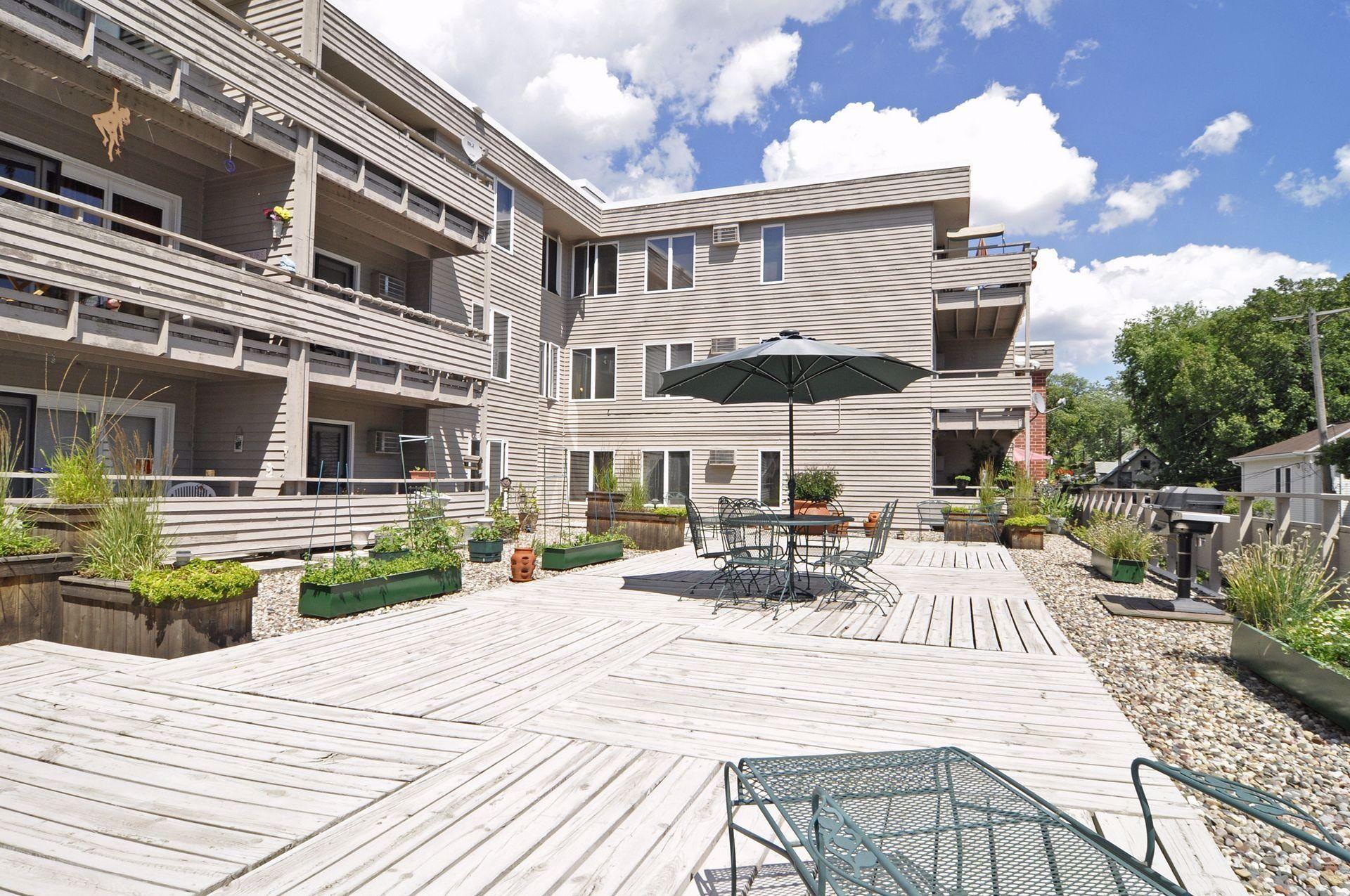 View of Residential at 2425 Franklin Avenue #209, Minneapolis MN 55406, Minneapolis (25 of 26) - Mike Wilen | Minnesota Team Real Estate