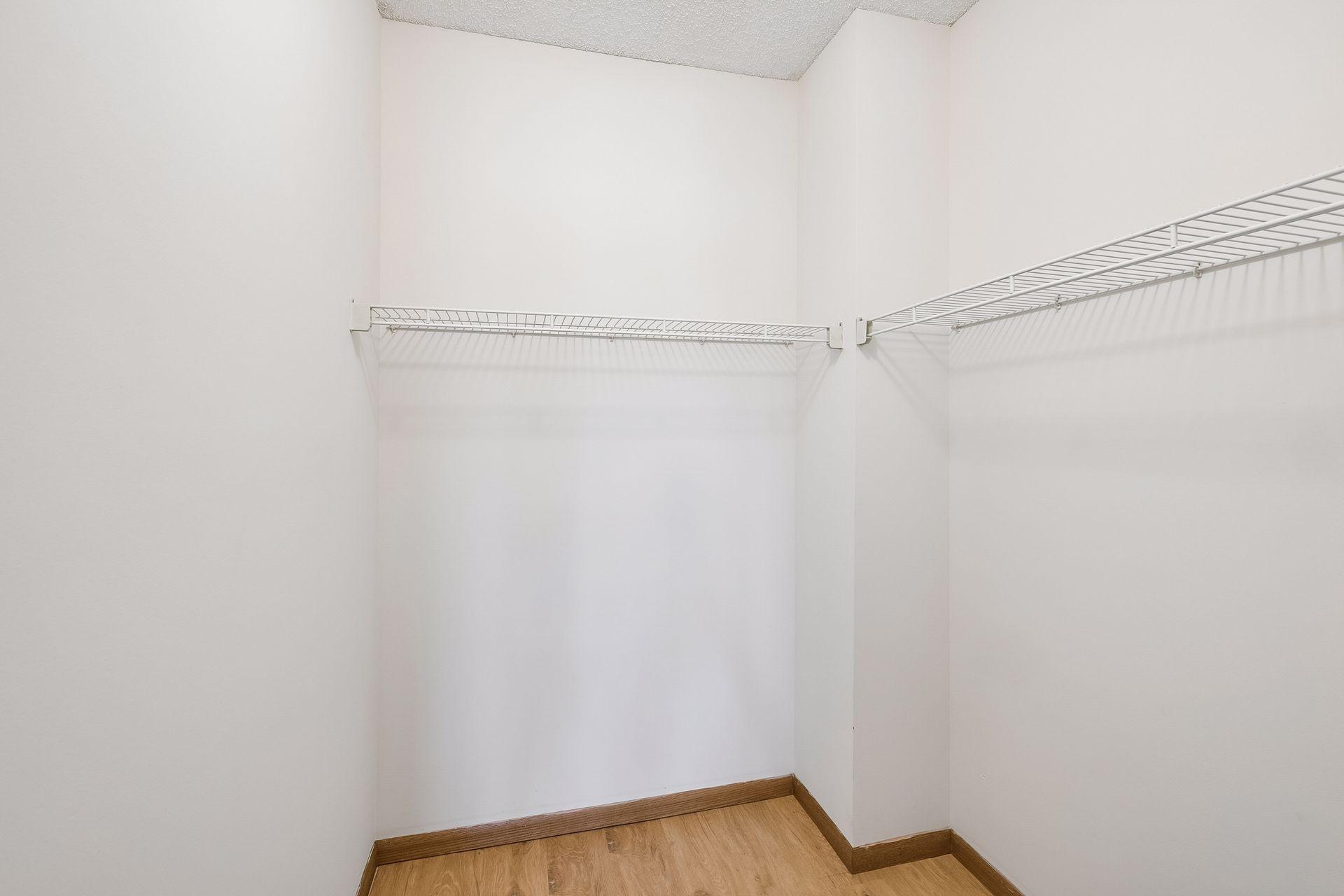 View of Residential at 2425 Franklin Avenue #209, Minneapolis MN 55406, Minneapolis (12 of 26) - Mike Wilen | Minnesota Team Real Estate