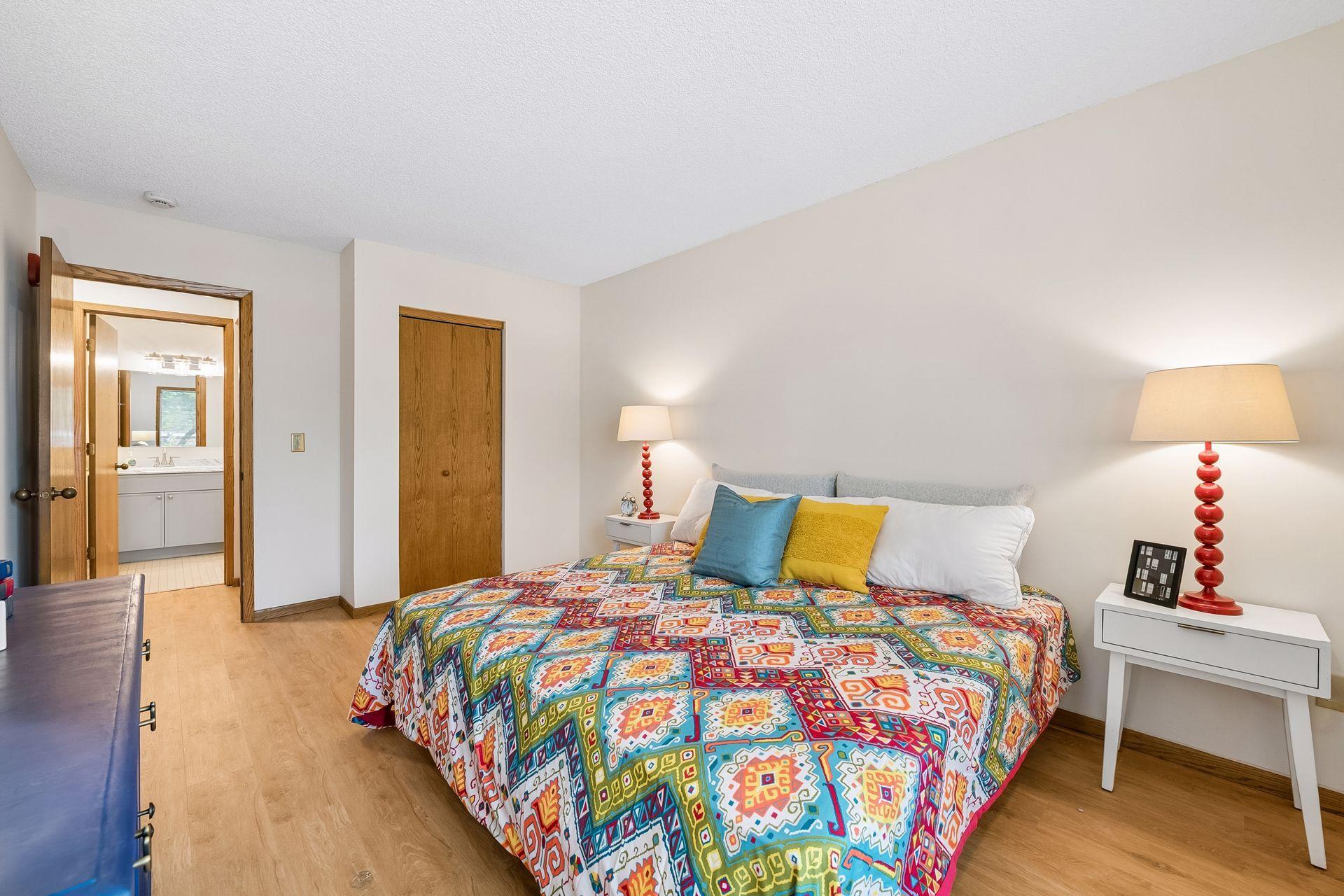 View of Residential at 2425 Franklin Avenue #209, Minneapolis MN 55406, Minneapolis (11 of 26) - Mike Wilen | Minnesota Team Real Estate