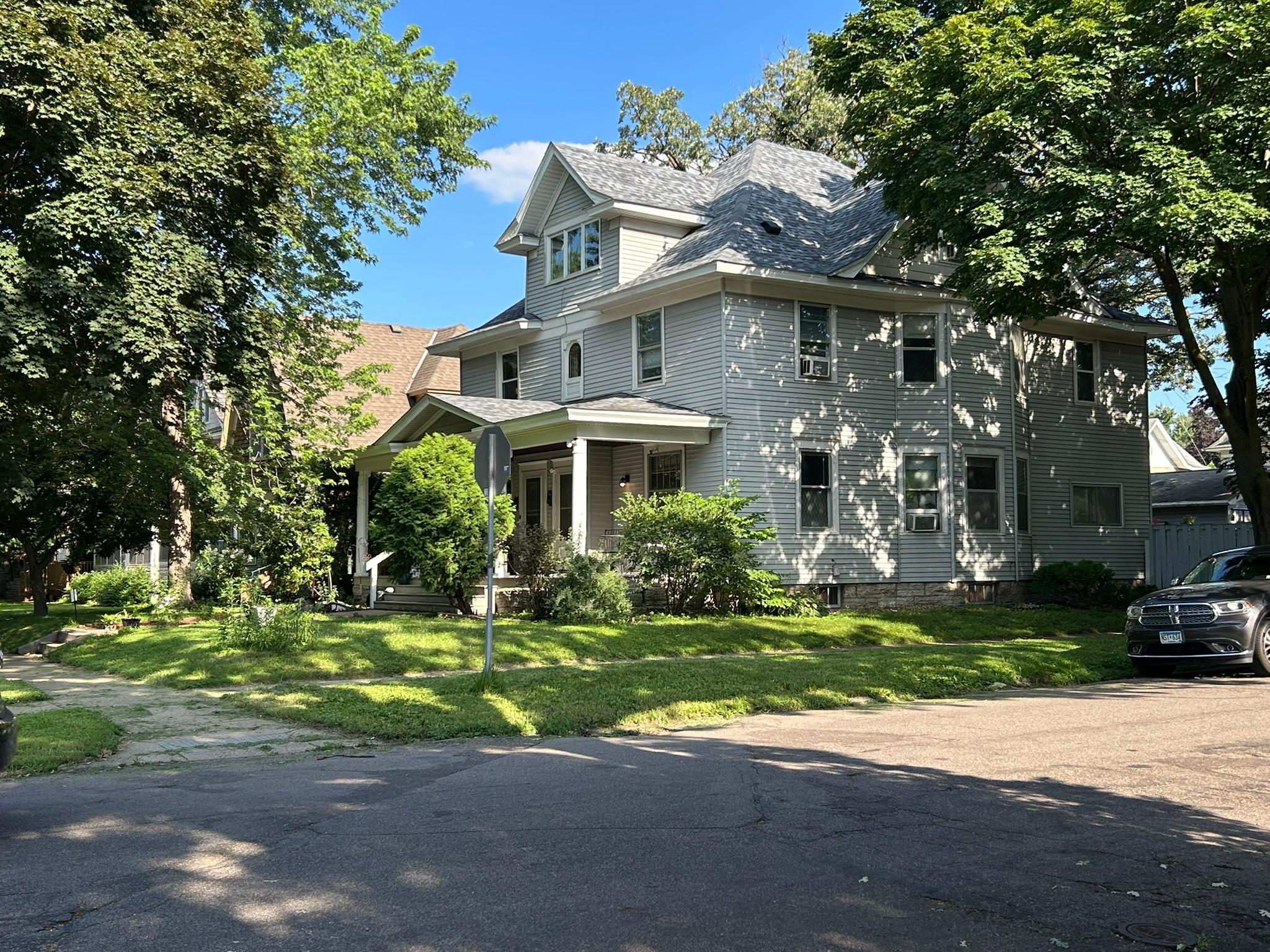 View of Residential Income at 1636-1638 Minnehaha Avenue, Saint Paul MN 55104, Saint Paul (4 of 35) - Mike Wilen | Minnesota Team Real Estate