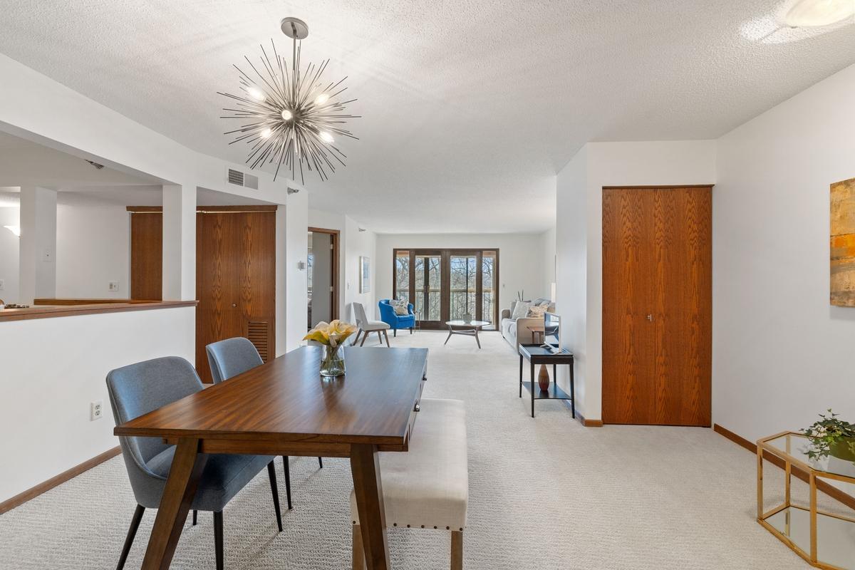 View of Residential at 6085 Rowland Road #312, Minnetonka MN 55343, Minnetonka (7 of 22) - Mike Wilen | Minnesota Team Real Estate