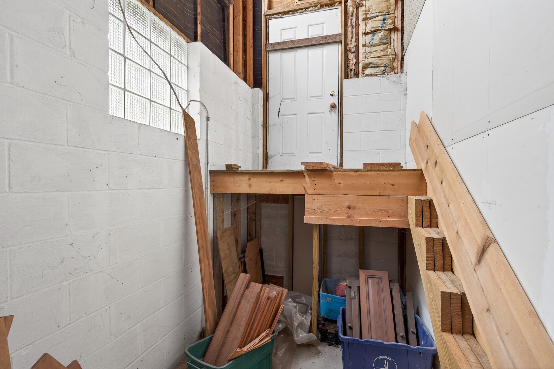 View of Residential Income at 2115-2117 Aldrich Avenue, Minneapolis MN 55411, Minneapolis (20 of 31) - Mike Wilen | Minnesota Team Real Estate