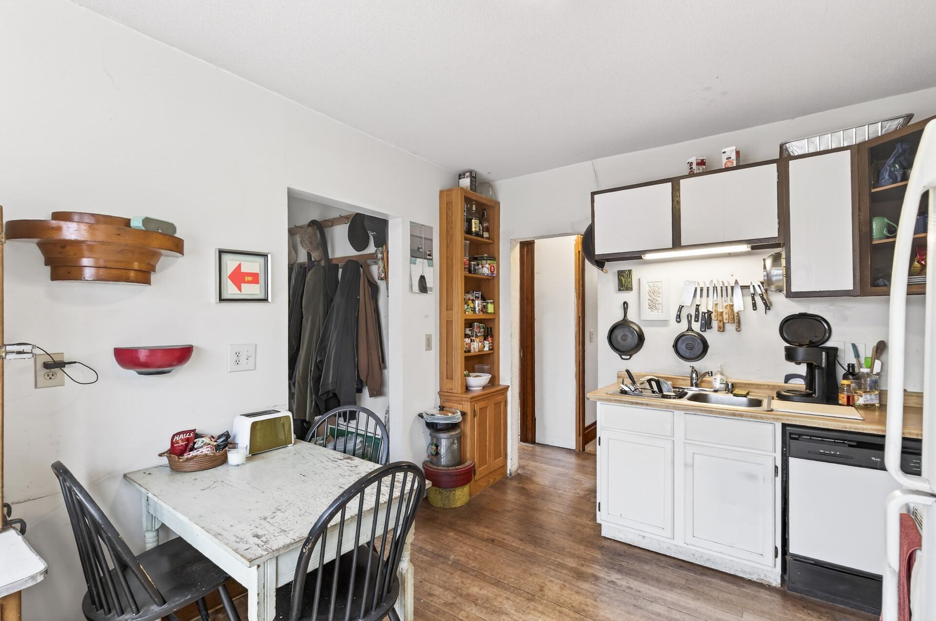 View of Residential Income at 2115-2117 Aldrich Avenue, Minneapolis MN 55411, Minneapolis (10 of 31) - Mike Wilen | Minnesota Team Real Estate