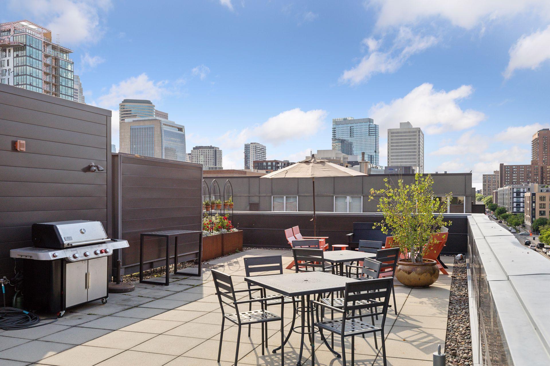 View of Residential at 200 Park Avenue #110, Minneapolis MN 55415, Minneapolis (84 of 86) - Mike Wilen | Minnesota Team Real Estate