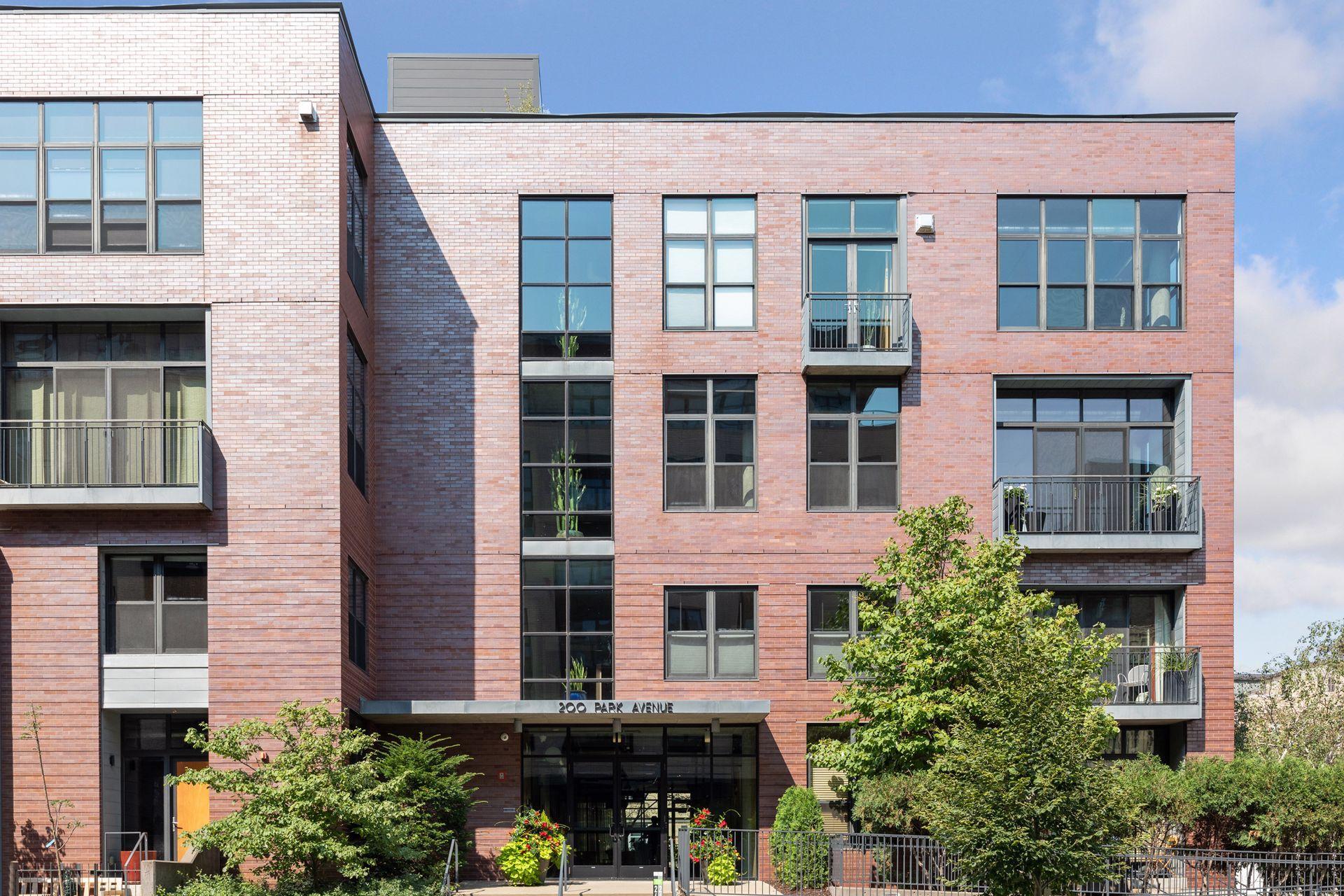 View of Residential at 200 Park Avenue #110, Minneapolis MN 55415, Minneapolis (46 of 86) - Mike Wilen | Minnesota Team Real Estate