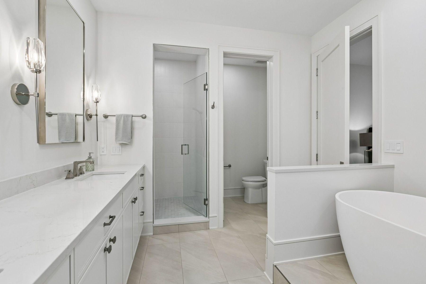 View of Residential at 3041 Holmes Avenue #302, Minneapolis MN 55408, Minneapolis (21 of 35) - Mike Wilen | Minnesota Team Real Estate