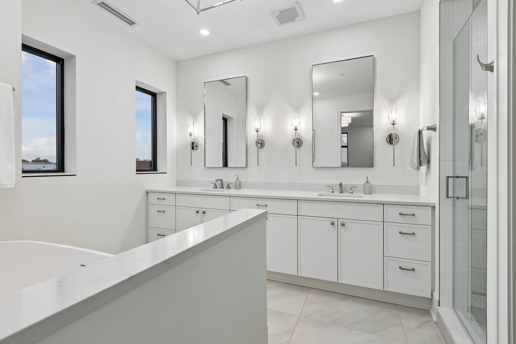 View of Residential at 3041 Holmes Avenue #302, Minneapolis MN 55408, Minneapolis (19 of 35) - Mike Wilen | Minnesota Team Real Estate