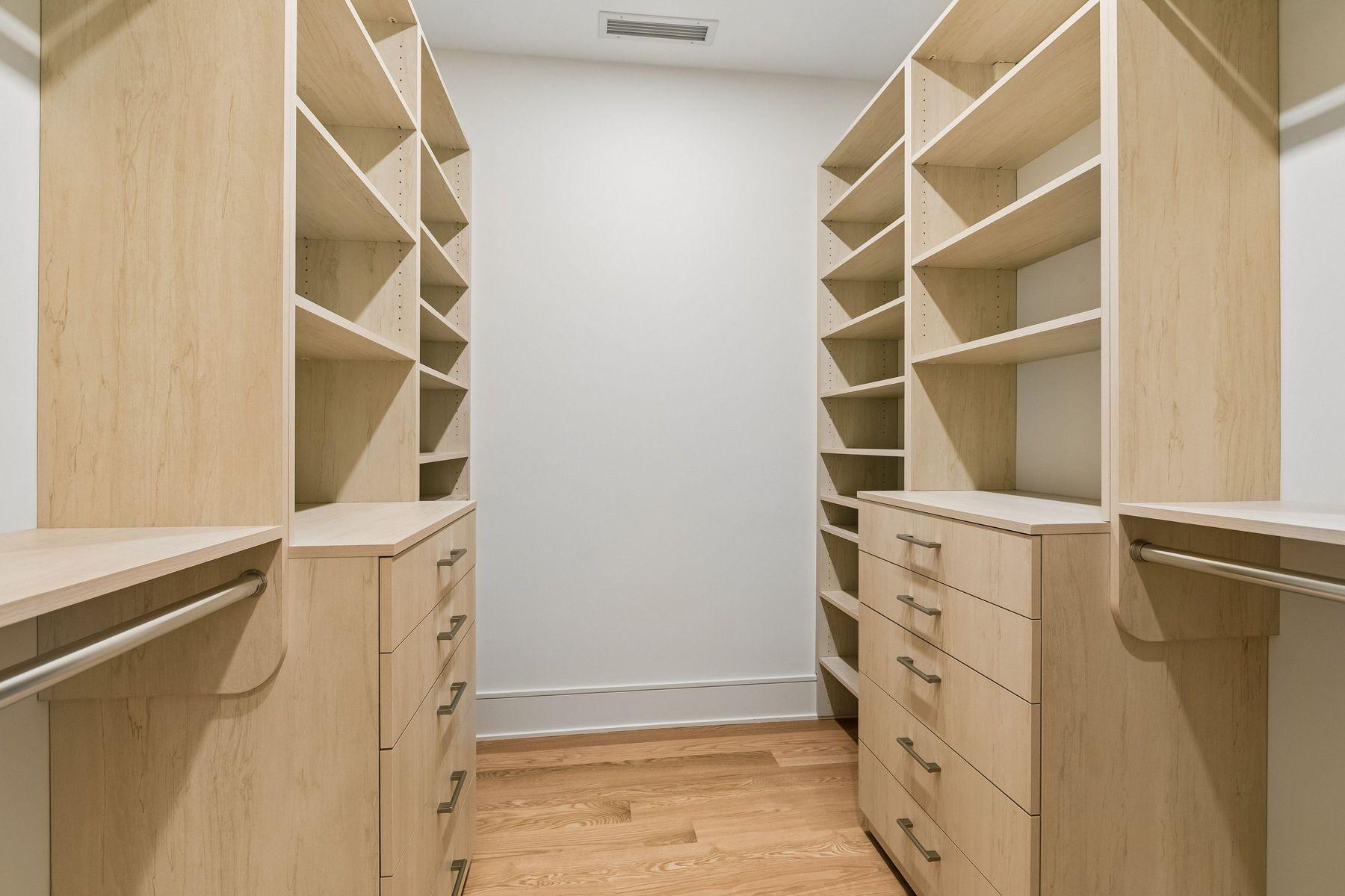View of Residential at 3041 Holmes Avenue #302, Minneapolis MN 55408, Minneapolis (18 of 35) - Mike Wilen | Minnesota Team Real Estate