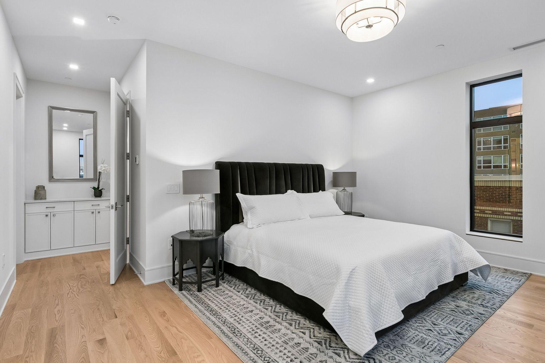View of Residential at 3041 Holmes Avenue #302, Minneapolis MN 55408, Minneapolis (16 of 35) - Mike Wilen | Minnesota Team Real Estate