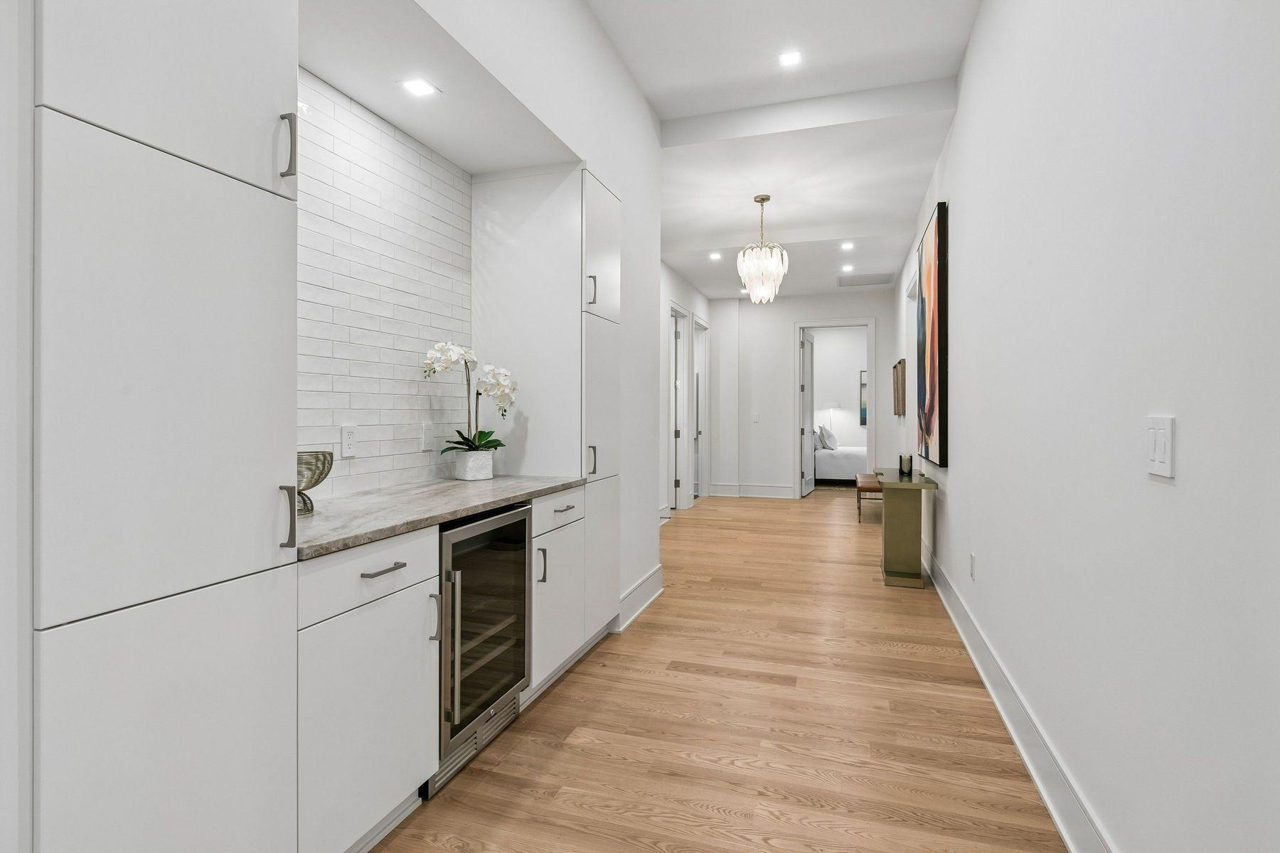View of Residential at 3041 Holmes Avenue #302, Minneapolis MN 55408, Minneapolis (14 of 35) - Mike Wilen | Minnesota Team Real Estate