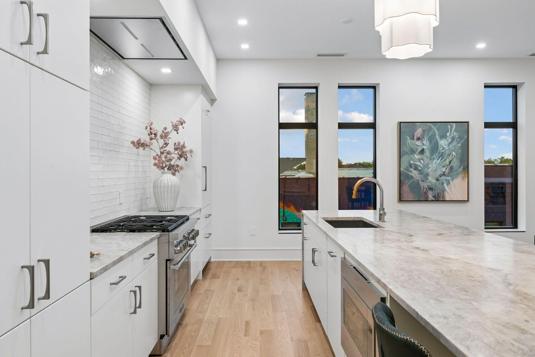 View of Residential at 3041 Holmes Avenue #302, Minneapolis MN 55408, Minneapolis (10 of 35) - Mike Wilen | Minnesota Team Real Estate