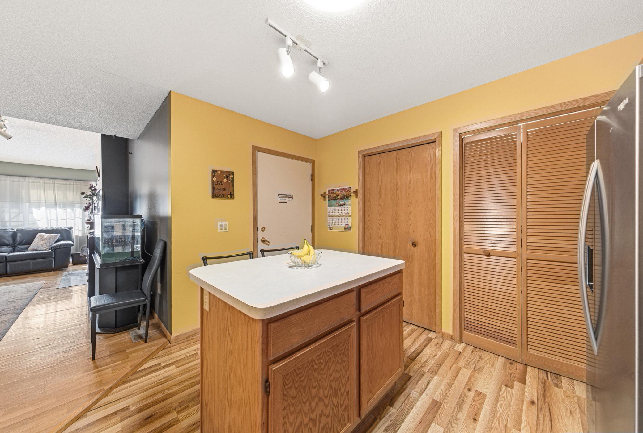 View of Residential at 15215 Greenhaven Way, Burnsville MN 55306, Burnsville (16 of 30) - Mike Wilen | Minnesota Team Real Estate