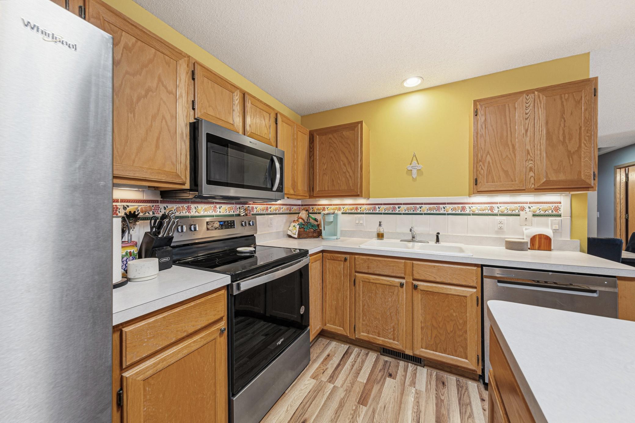 View of Residential at 15215 Greenhaven Way, Burnsville MN 55306, Burnsville (14 of 30) - Mike Wilen | Minnesota Team Real Estate