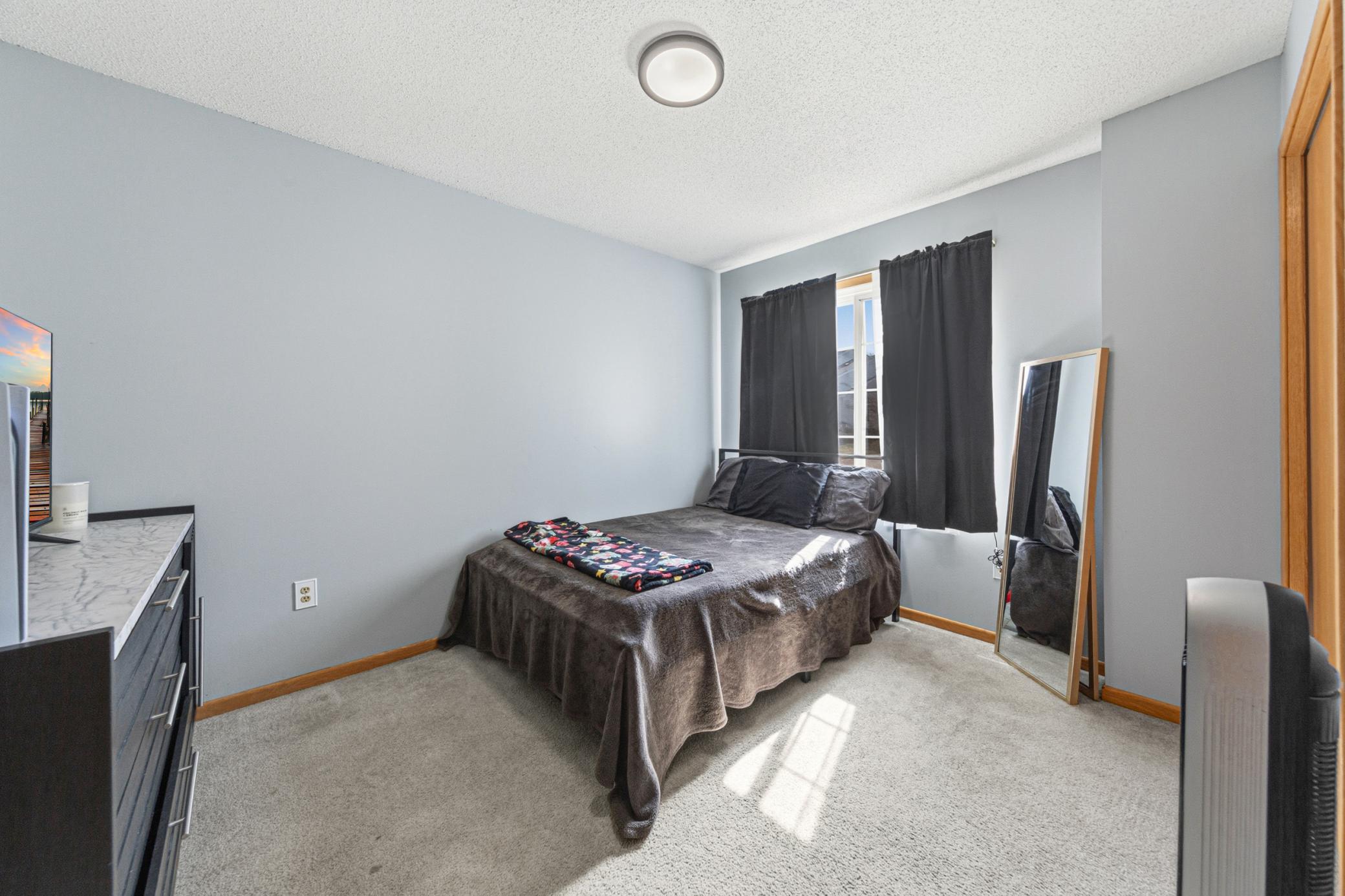 View of Residential at 15215 Greenhaven Way, Burnsville MN 55306, Burnsville (23 of 30) - Mike Wilen | Minnesota Team Real Estate
