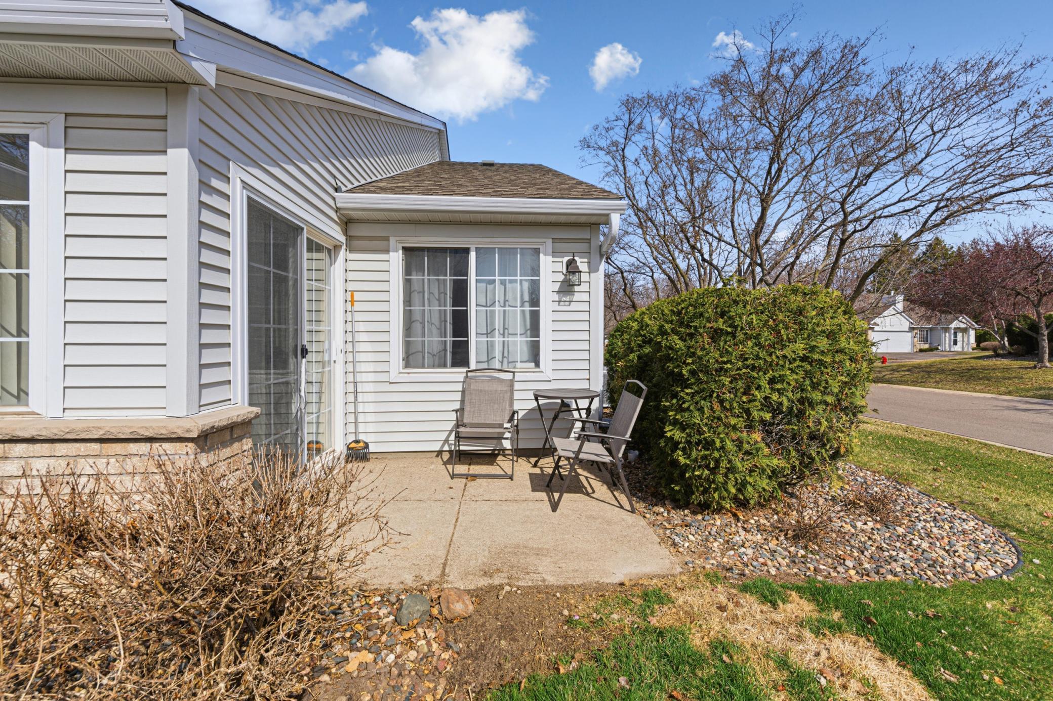View of Residential at 15215 Greenhaven Way, Burnsville MN 55306, Burnsville (28 of 30) - Mike Wilen | Minnesota Team Real Estate