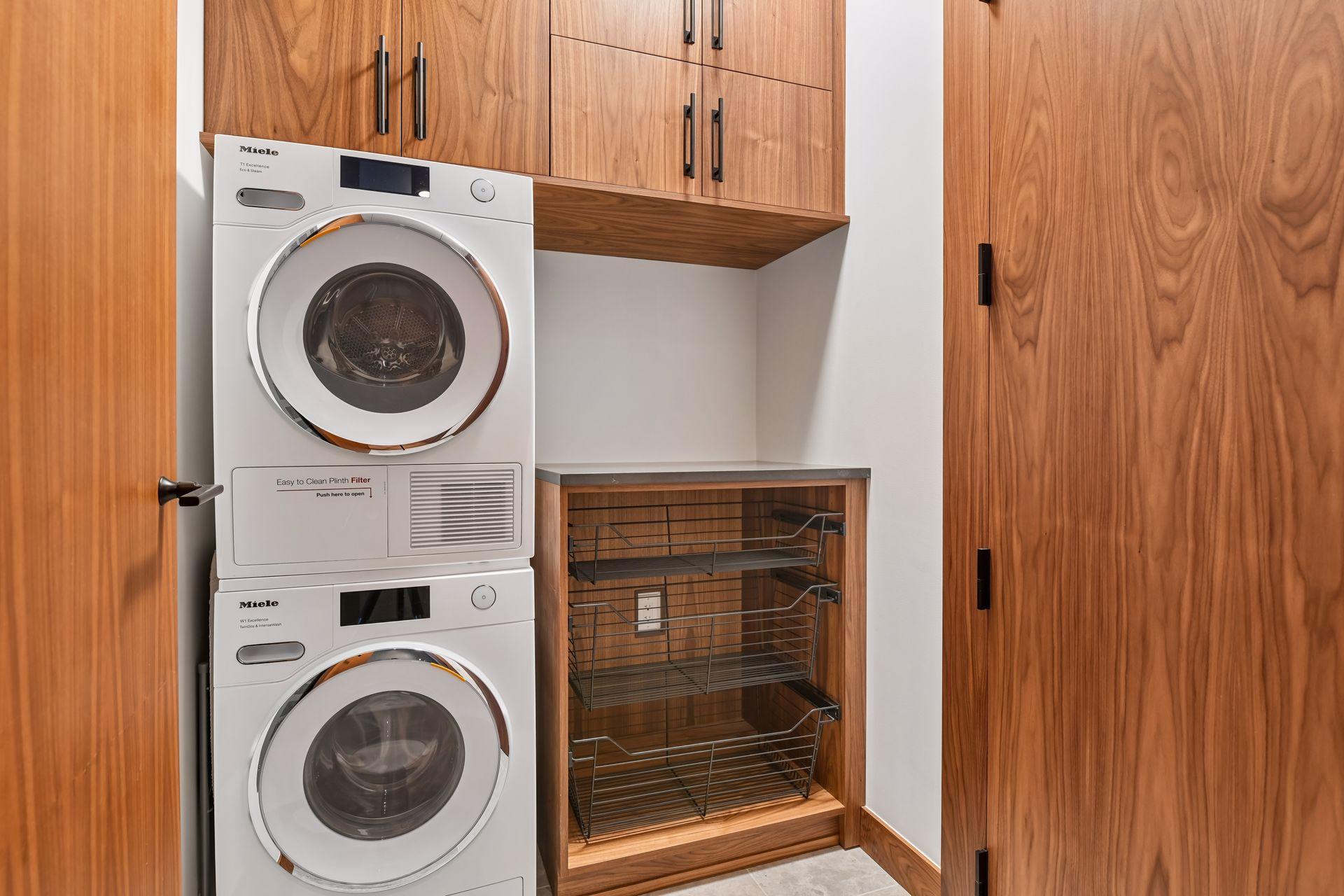 View of Residential at 255 Hennepin Avenue #3303, Minneapolis MN 55408, Minneapolis (46 of 58) - Mike Wilen | Minnesota Team Real Estate