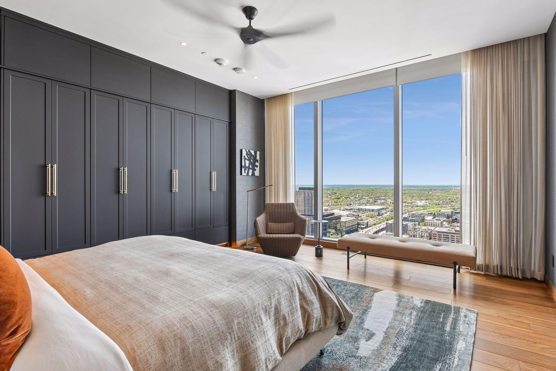 View of Residential at 255 Hennepin Avenue #3303, Minneapolis MN 55408, Minneapolis (33 of 58) - Mike Wilen | Minnesota Team Real Estate