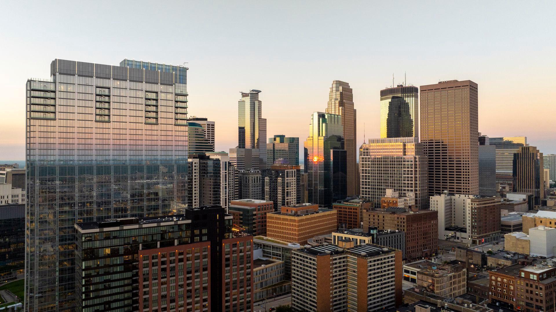 View of Residential at 255 Hennepin Avenue #3303, Minneapolis MN 55408, Minneapolis (48 of 58) - Mike Wilen | Minnesota Team Real Estate
