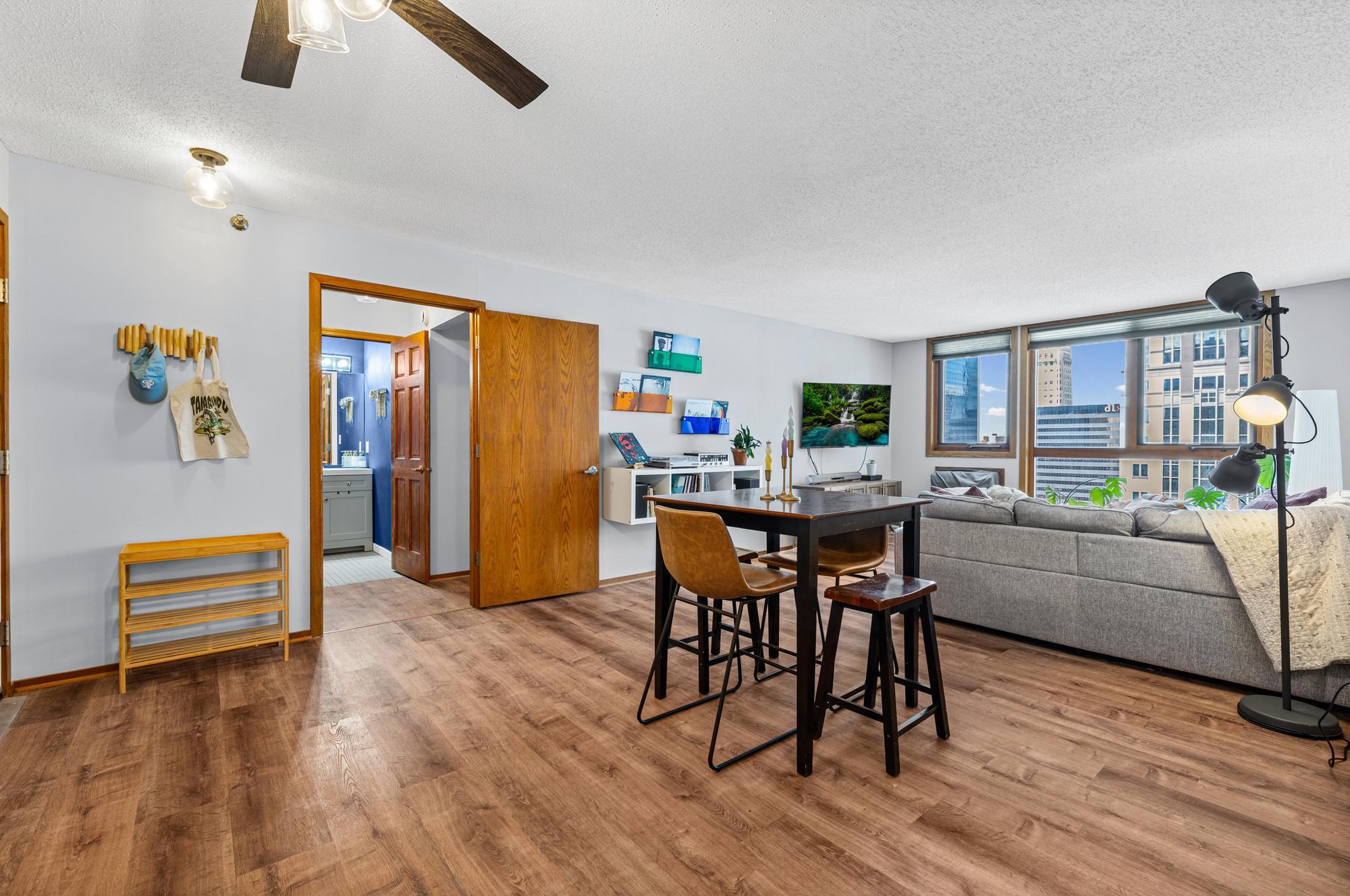 View of Residential at 433 7th Street #1917, Minneapolis MN 55415, Minneapolis (8 of 26) - Mike Wilen | Minnesota Team Real Estate