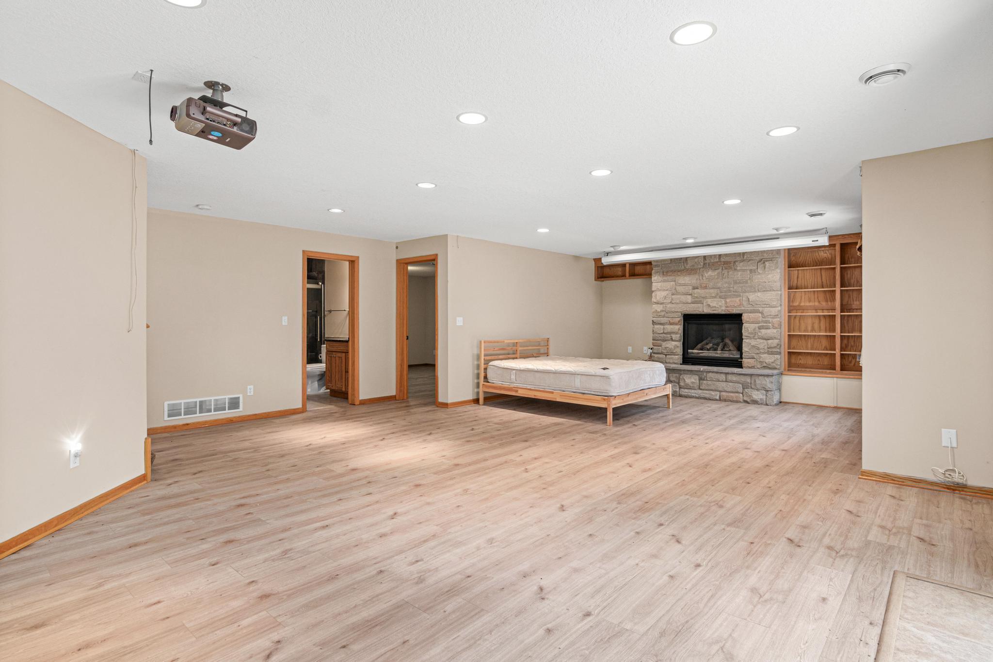 View of Residential at 8304 9th Street, Oakdale MN 55128, Oakdale (33 of 50) - Mike Wilen | Minnesota Team Real Estate