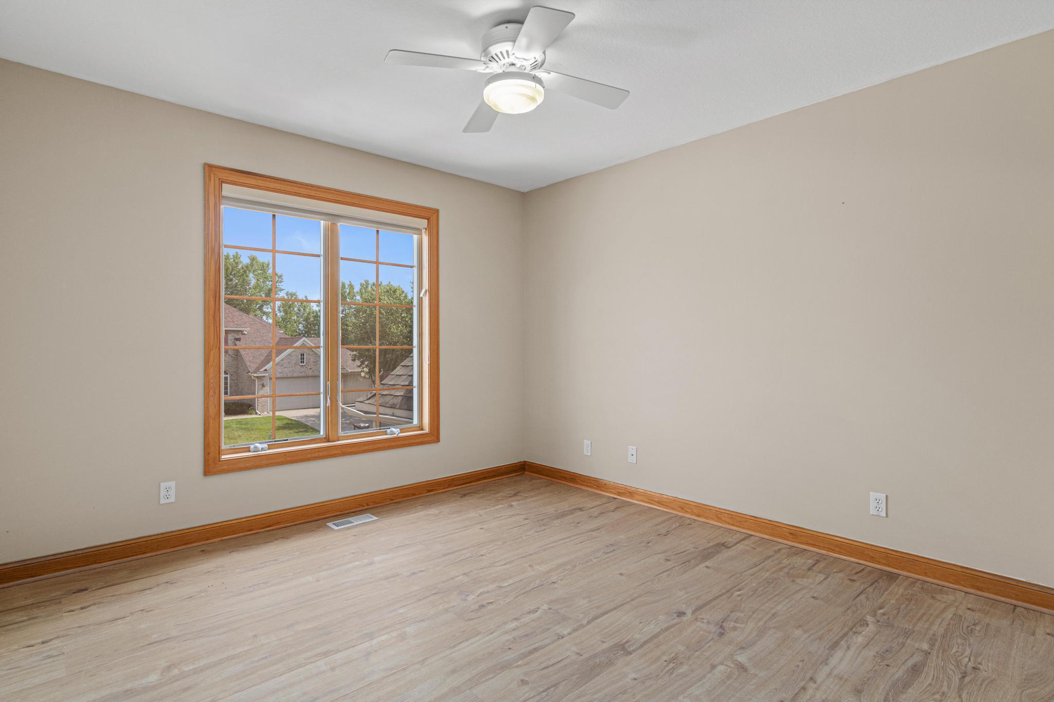 View of Residential at 8304 9th Street, Oakdale MN 55128, Oakdale (21 of 50) - Mike Wilen | Minnesota Team Real Estate