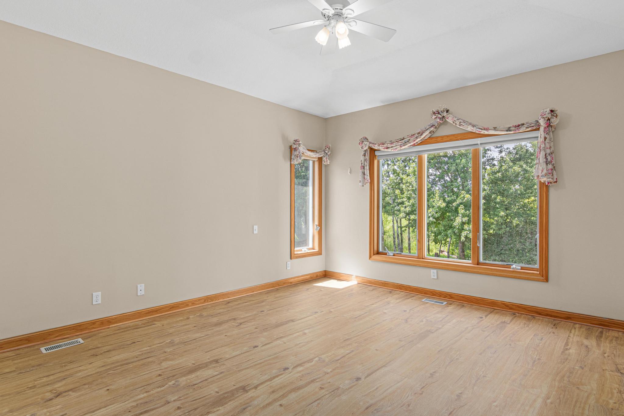 View of Residential at 8304 9th Street, Oakdale MN 55128, Oakdale (17 of 50) - Mike Wilen | Minnesota Team Real Estate