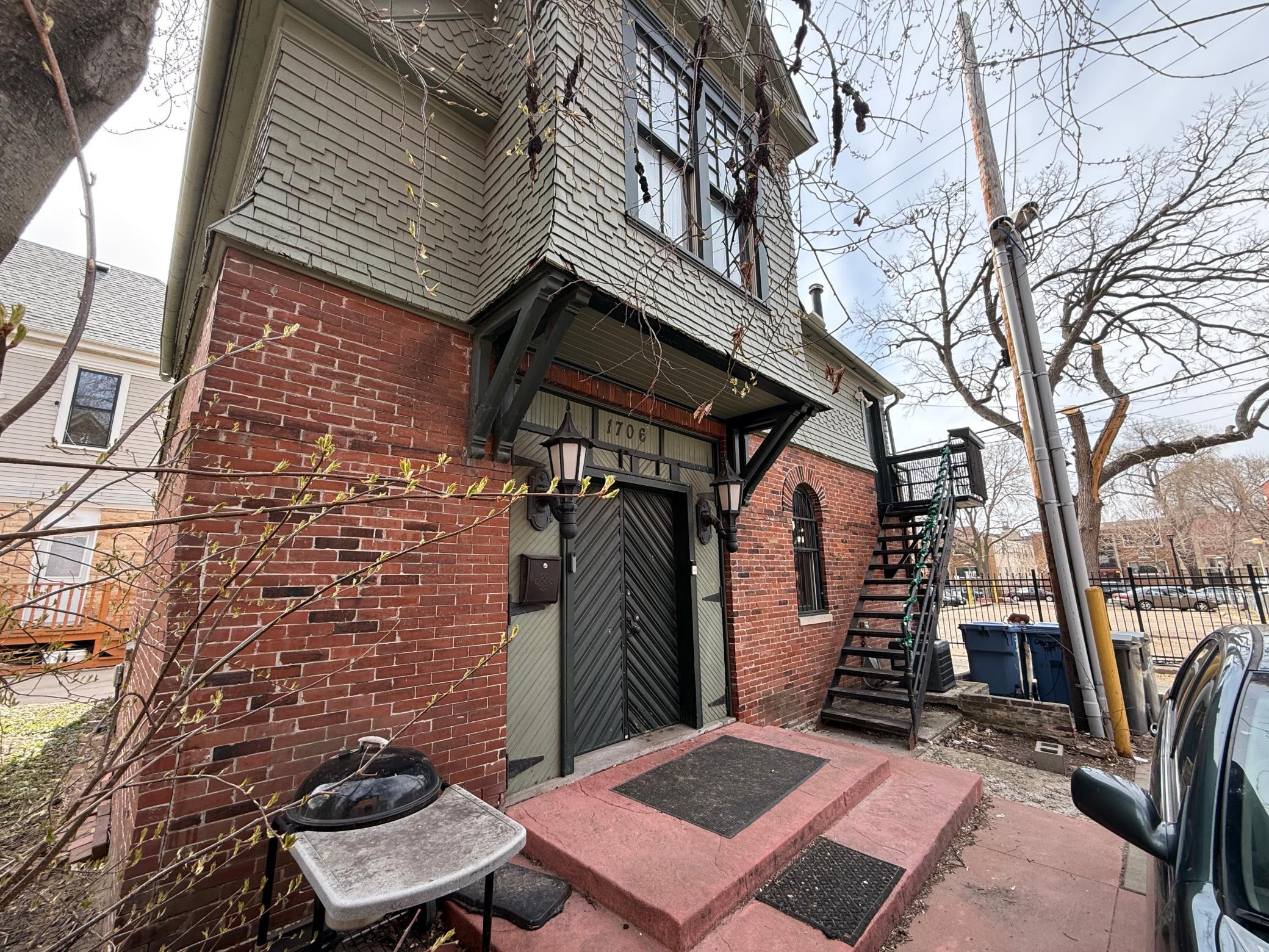 View of Commercial Sale at 1700 3rd Avenue, Minneapolis MN 55404, Minneapolis (21 of 38) - Mike Wilen | Minnesota Team Real Estate