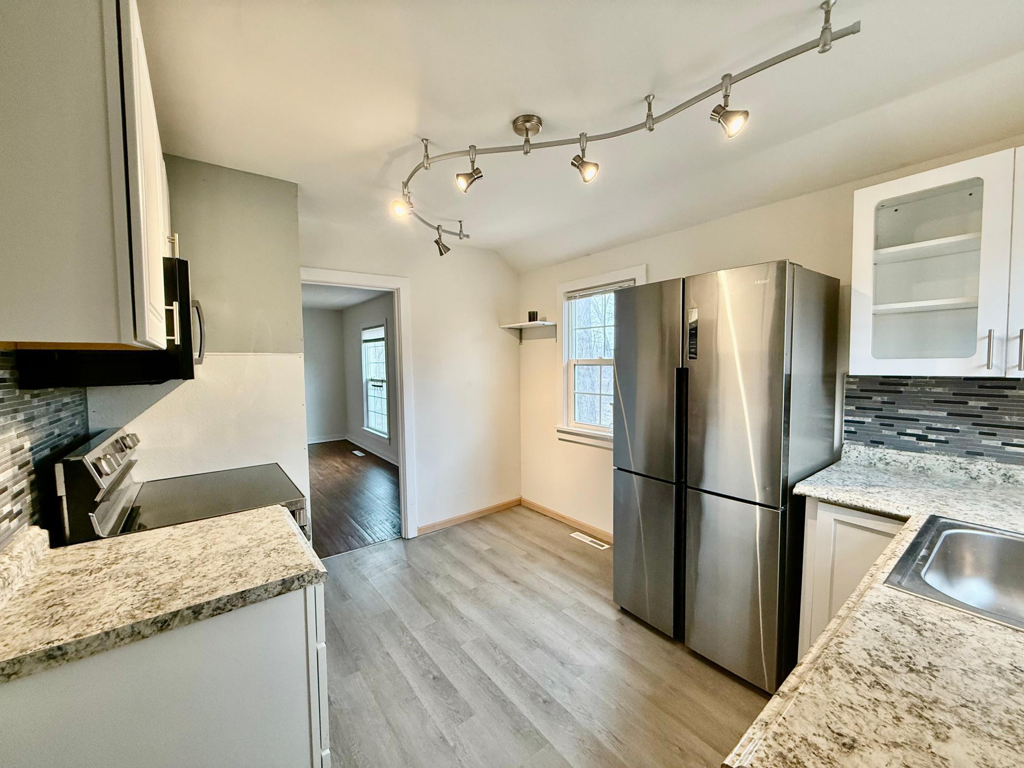 View of Residential at 19002 Old Excelsior Boulevard, Minnetonka MN 55345, Minnetonka (12 of 20) - Mike Wilen | Minnesota Team Real Estate