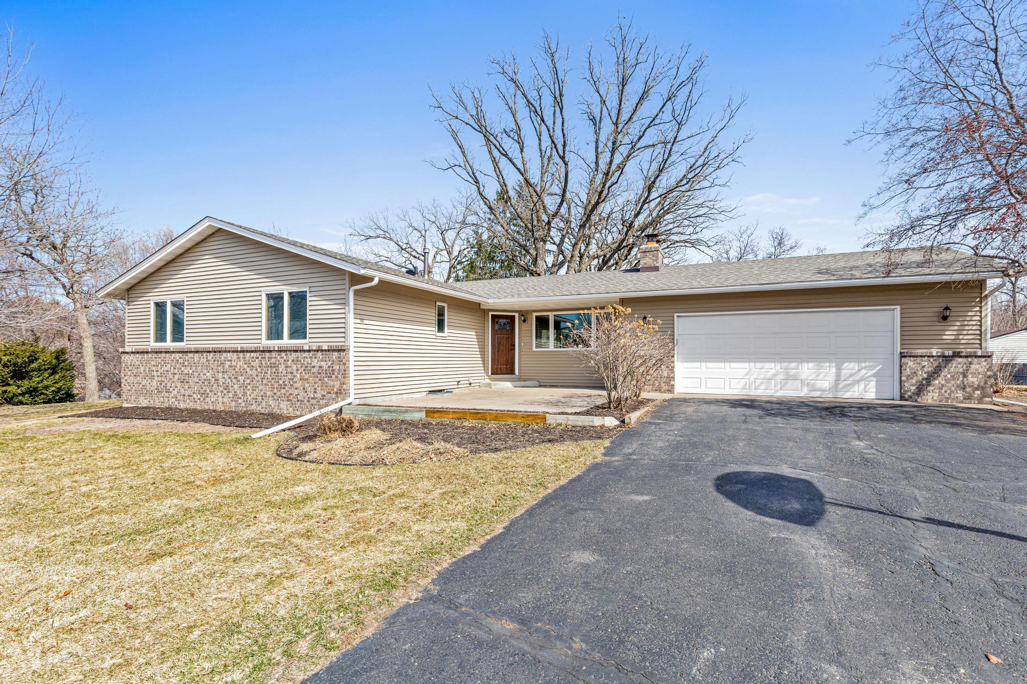 View of Residential at 201 Lilac Lane, Shoreview MN 55126, Shoreview - Mike Wilen | Minnesota Team Real Estate