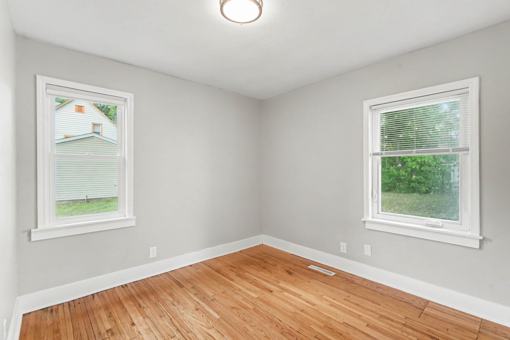 View of Residential at 2601 Girard Avenue, Minneapolis MN 55411, Minneapolis (7 of 20) - Mike Wilen | Minnesota Team Real Estate