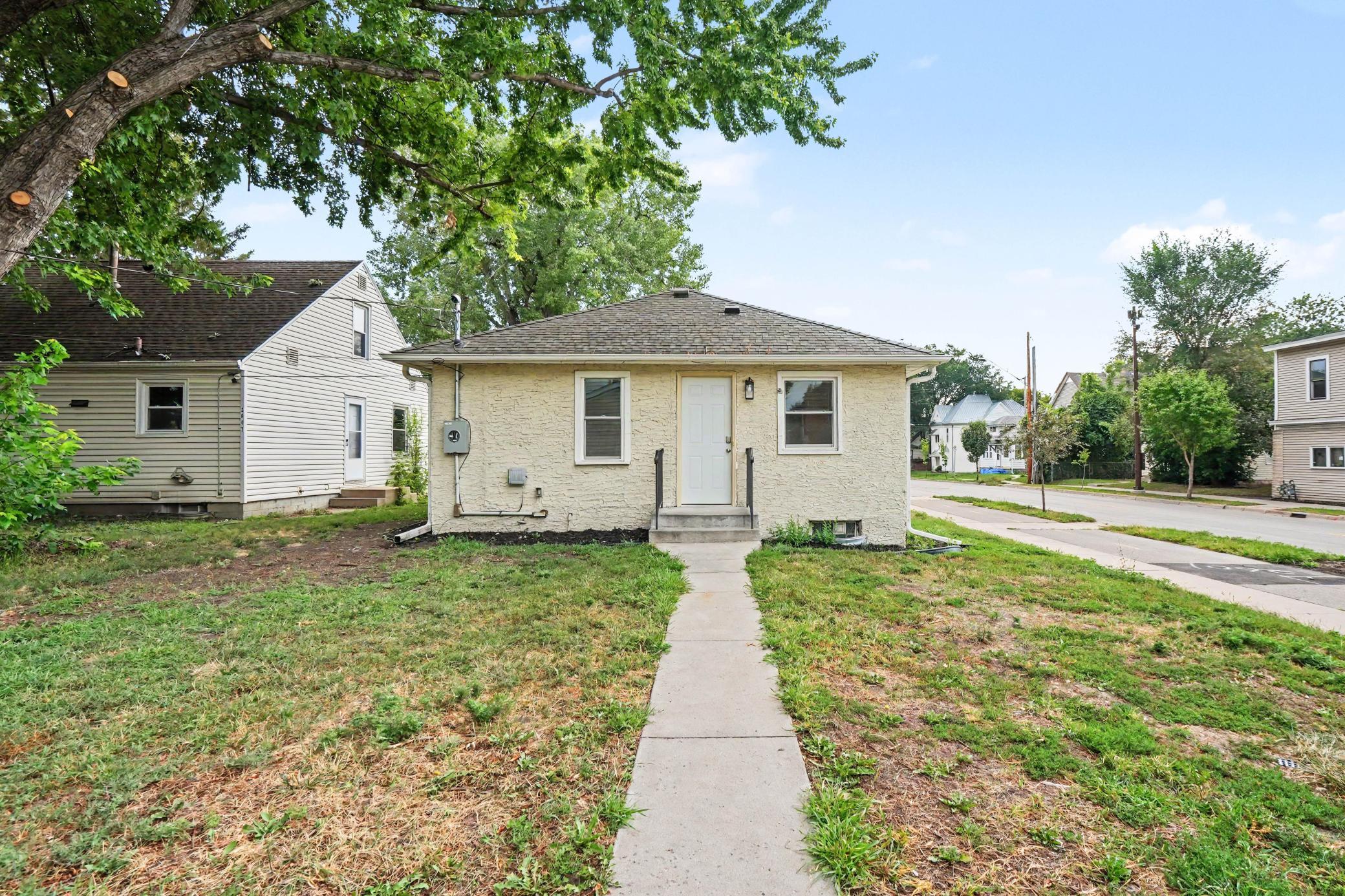 View of Residential at 2601 Girard Avenue, Minneapolis MN 55411, Minneapolis (18 of 20) - Mike Wilen | Minnesota Team Real Estate