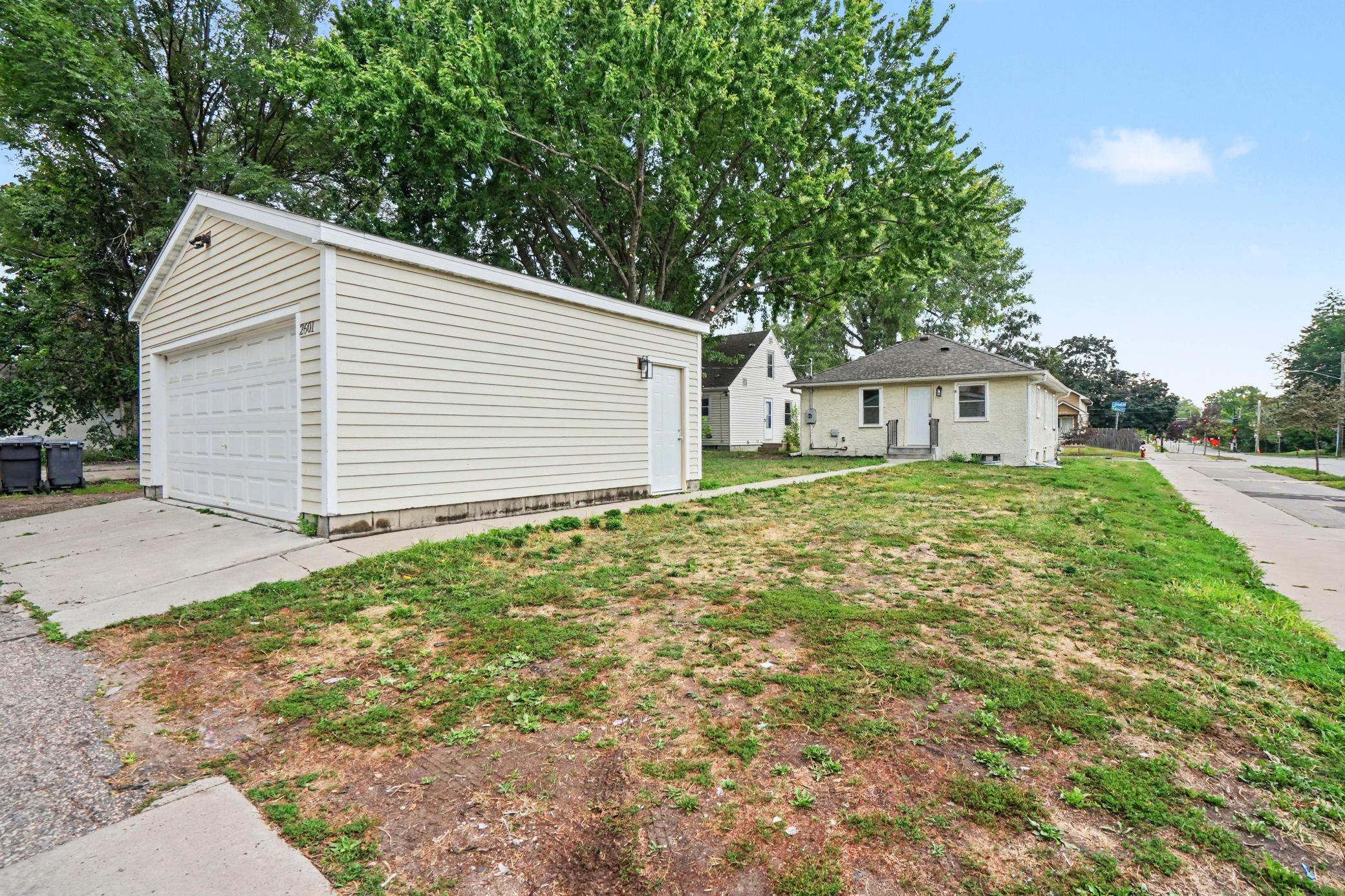 View of Residential at 2601 Girard Avenue, Minneapolis MN 55411, Minneapolis (20 of 20) - Mike Wilen | Minnesota Team Real Estate