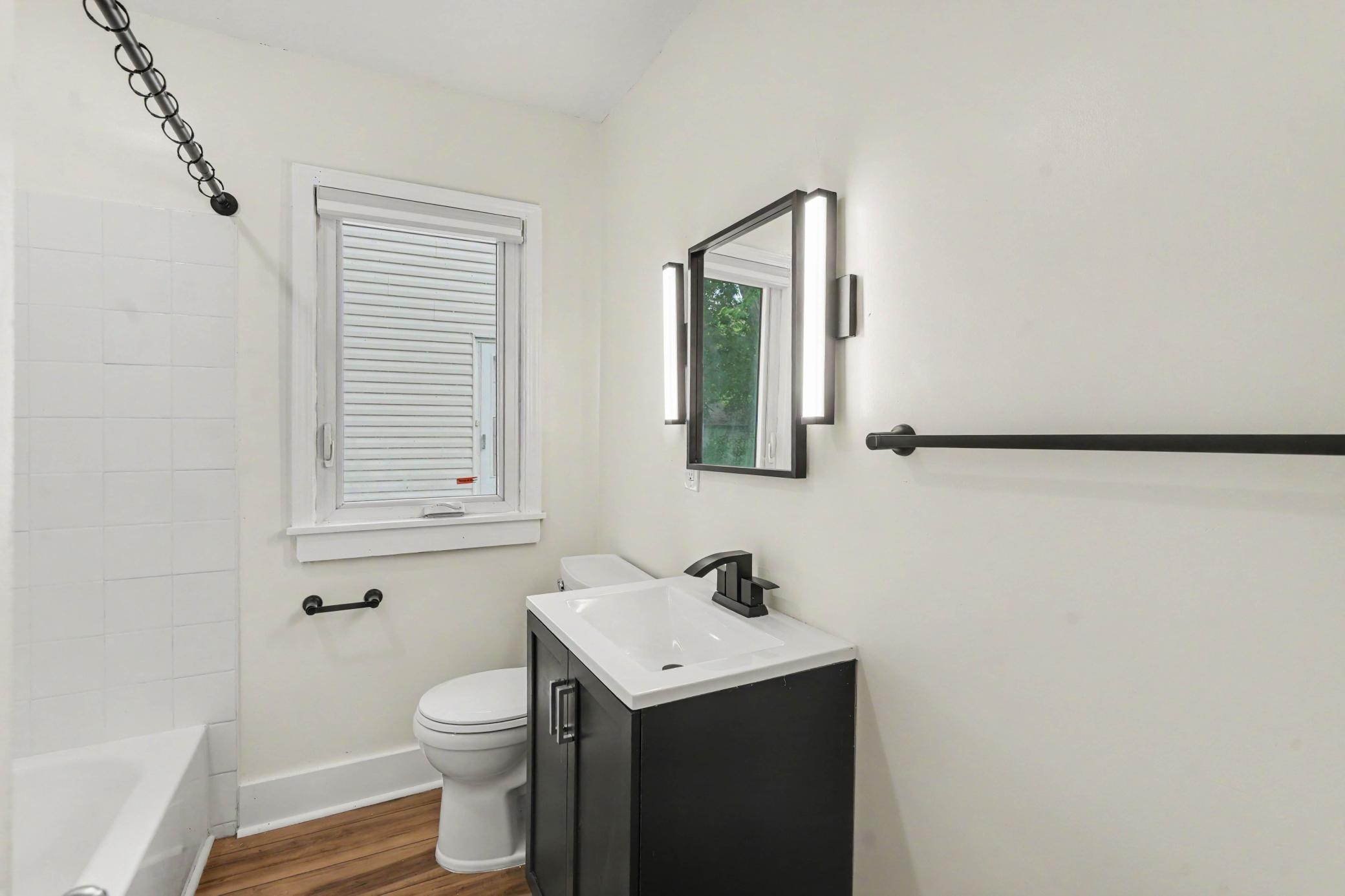 View of Residential at 2601 Girard Avenue, Minneapolis MN 55411, Minneapolis (16 of 20) - Mike Wilen | Minnesota Team Real Estate