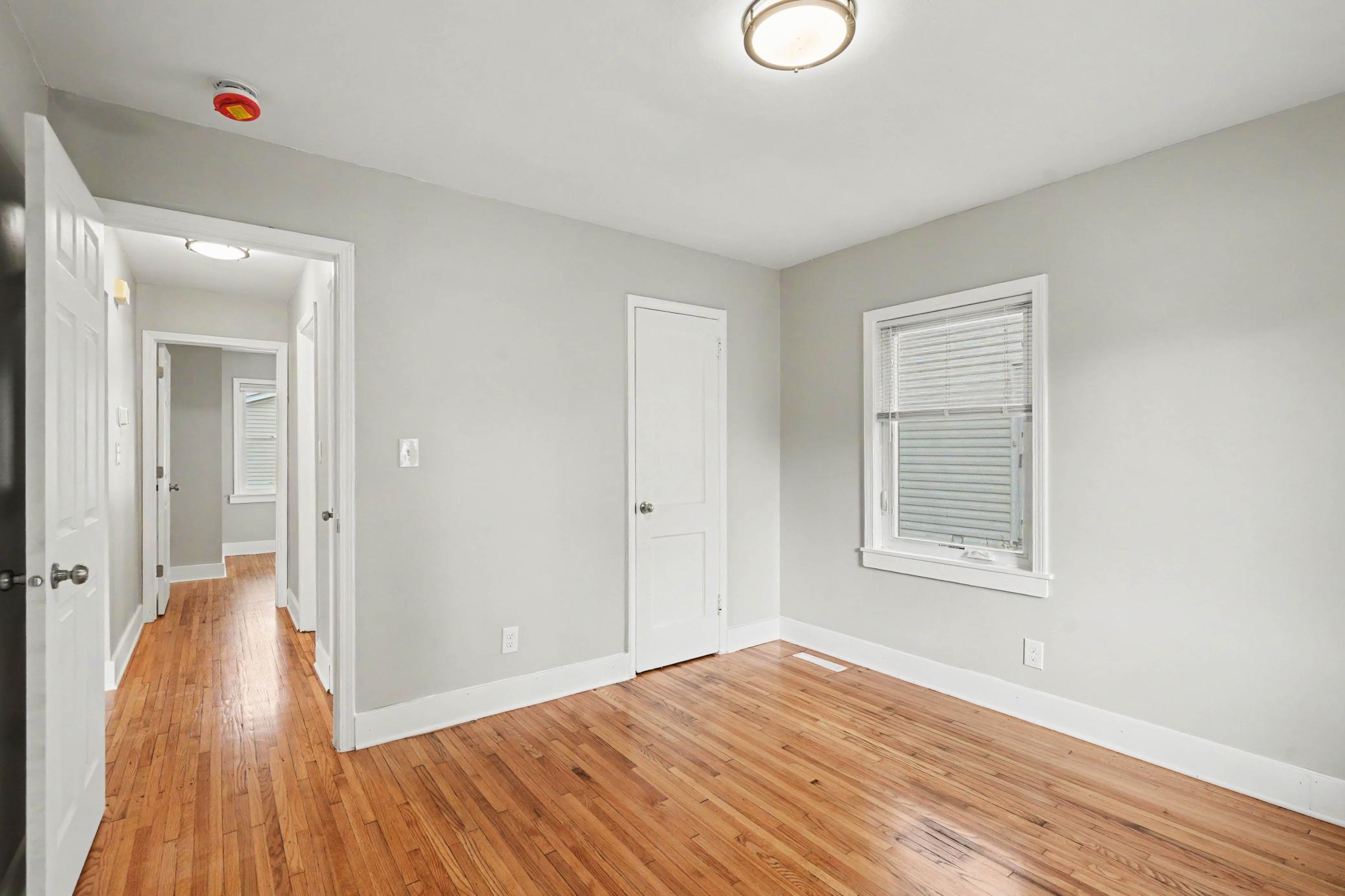 View of Residential at 2601 Girard Avenue, Minneapolis MN 55411, Minneapolis (9 of 20) - Mike Wilen | Minnesota Team Real Estate