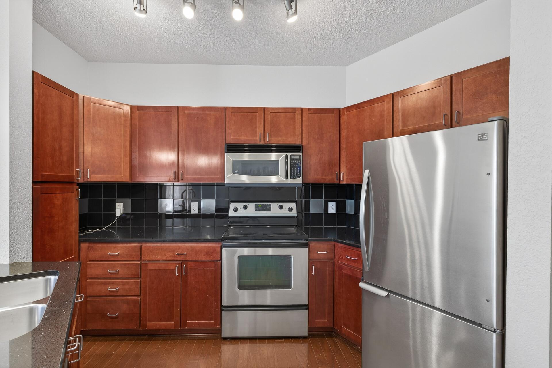 View of Residential at 314 18th Street, Minneapolis MN 55404, Minneapolis (3 of 22) - Mike Wilen | Minnesota Team Real Estate