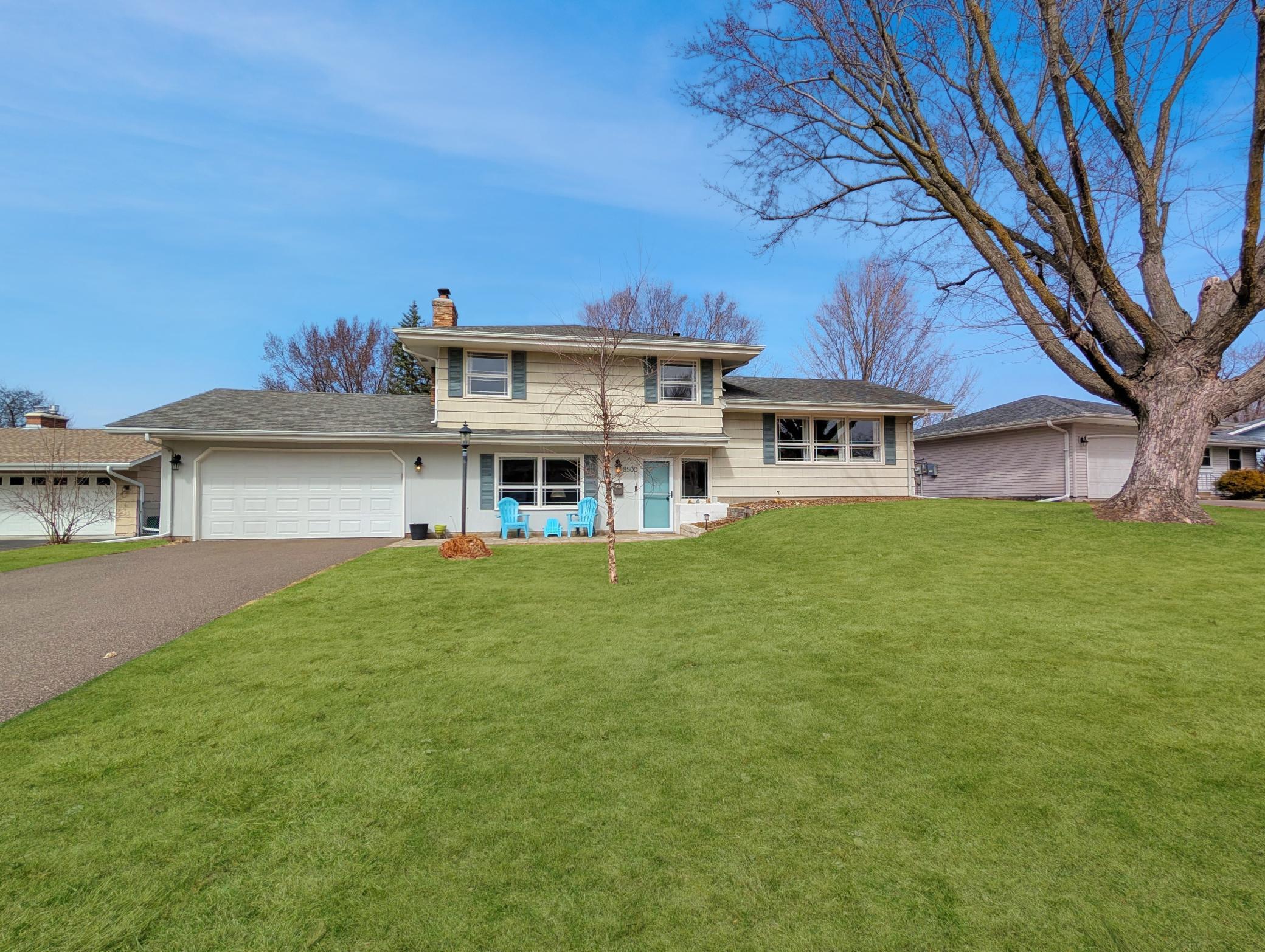 View of Residential at 8500 34th Avenue, New Hope MN 55427, New Hope - Mike Wilen | Minnesota Team Real Estate