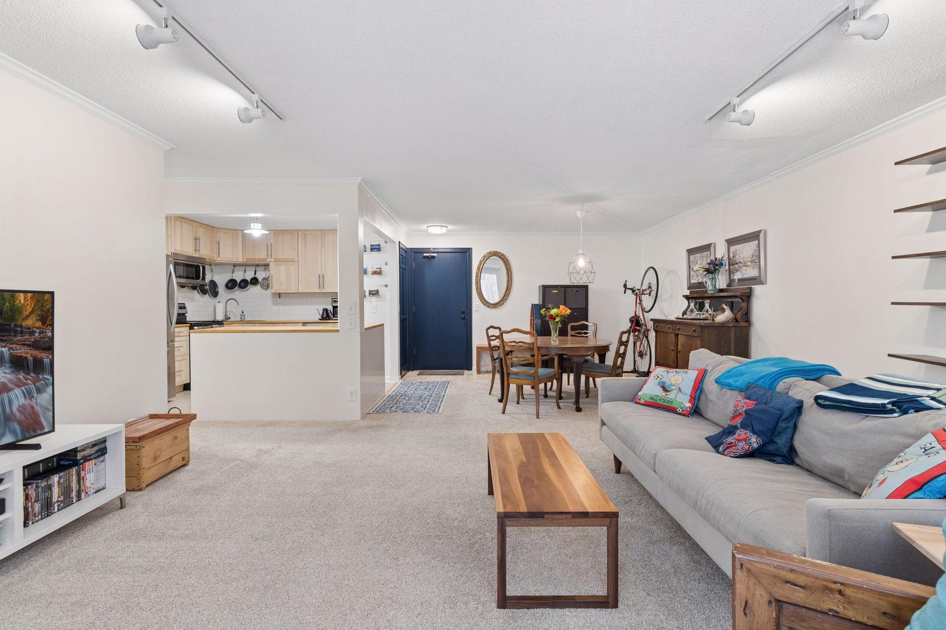 View of Residential at 1720 3rd Avenue #203, Minneapolis MN 55404, Minneapolis (13 of 43) - Mike Wilen | Minnesota Team Real Estate